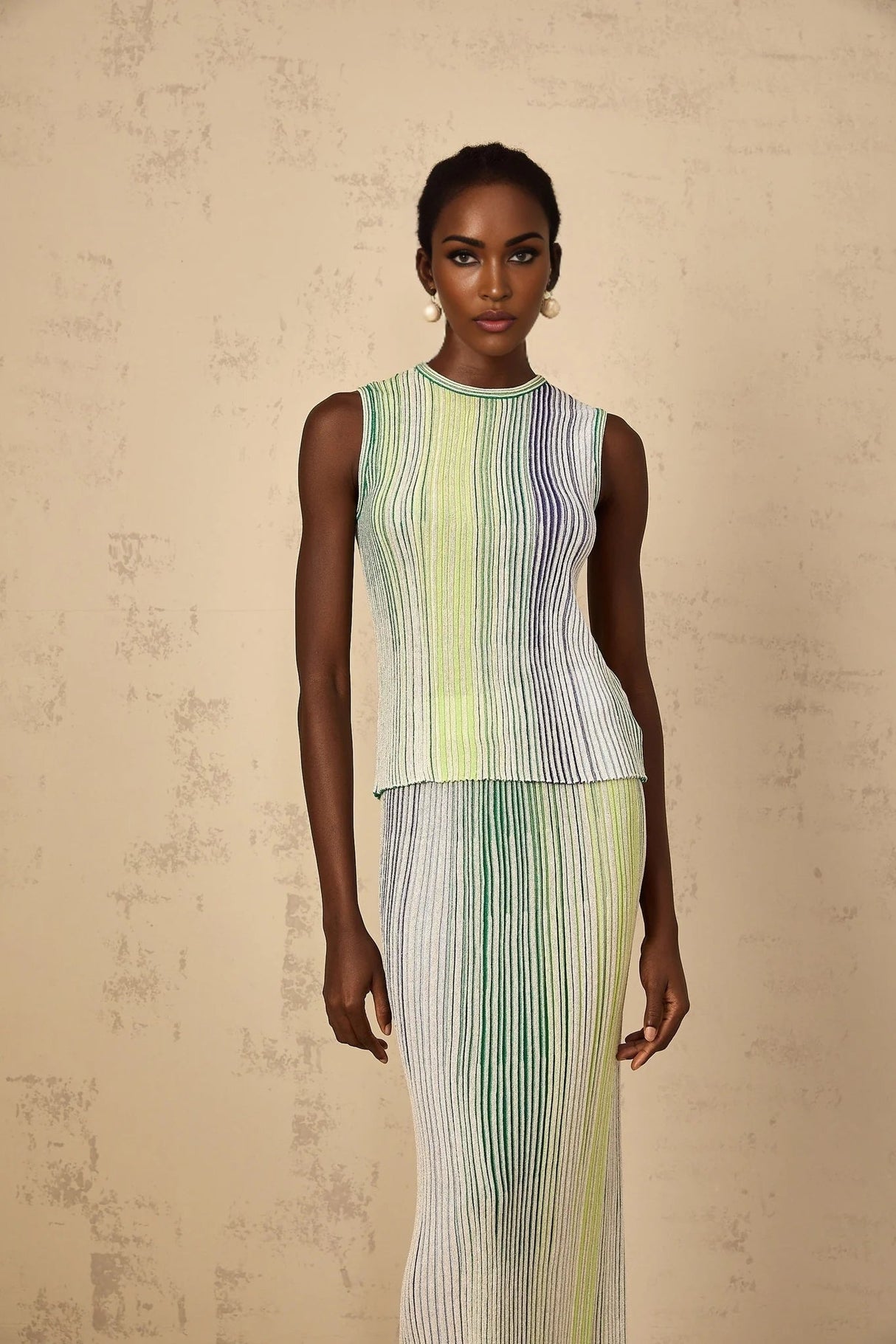 Ester Top & Skirt Set with Contoured Fit and Textured Lines in Green