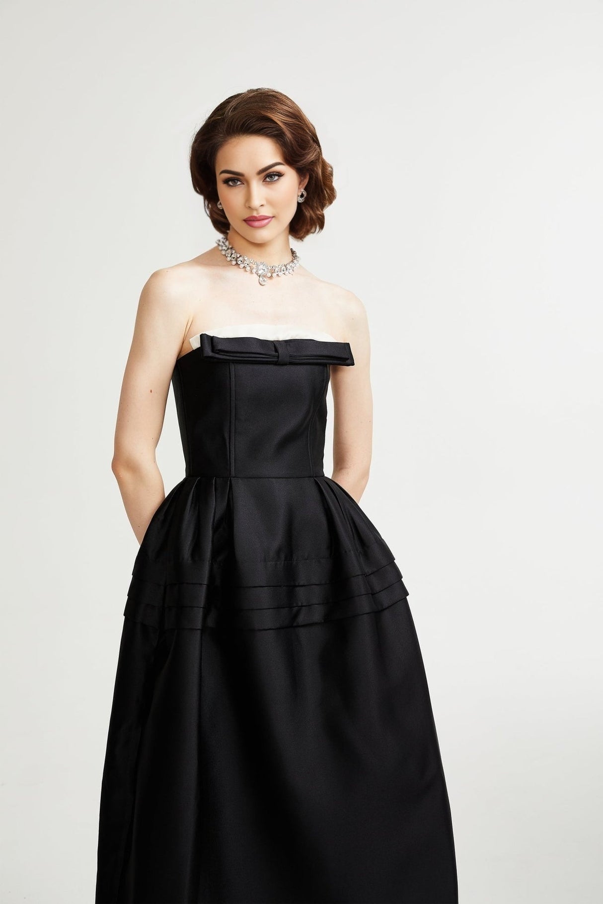 Felisara Midi Dress - Sleek and design - Strapless off the shoulder style - Bow decoration curved hem