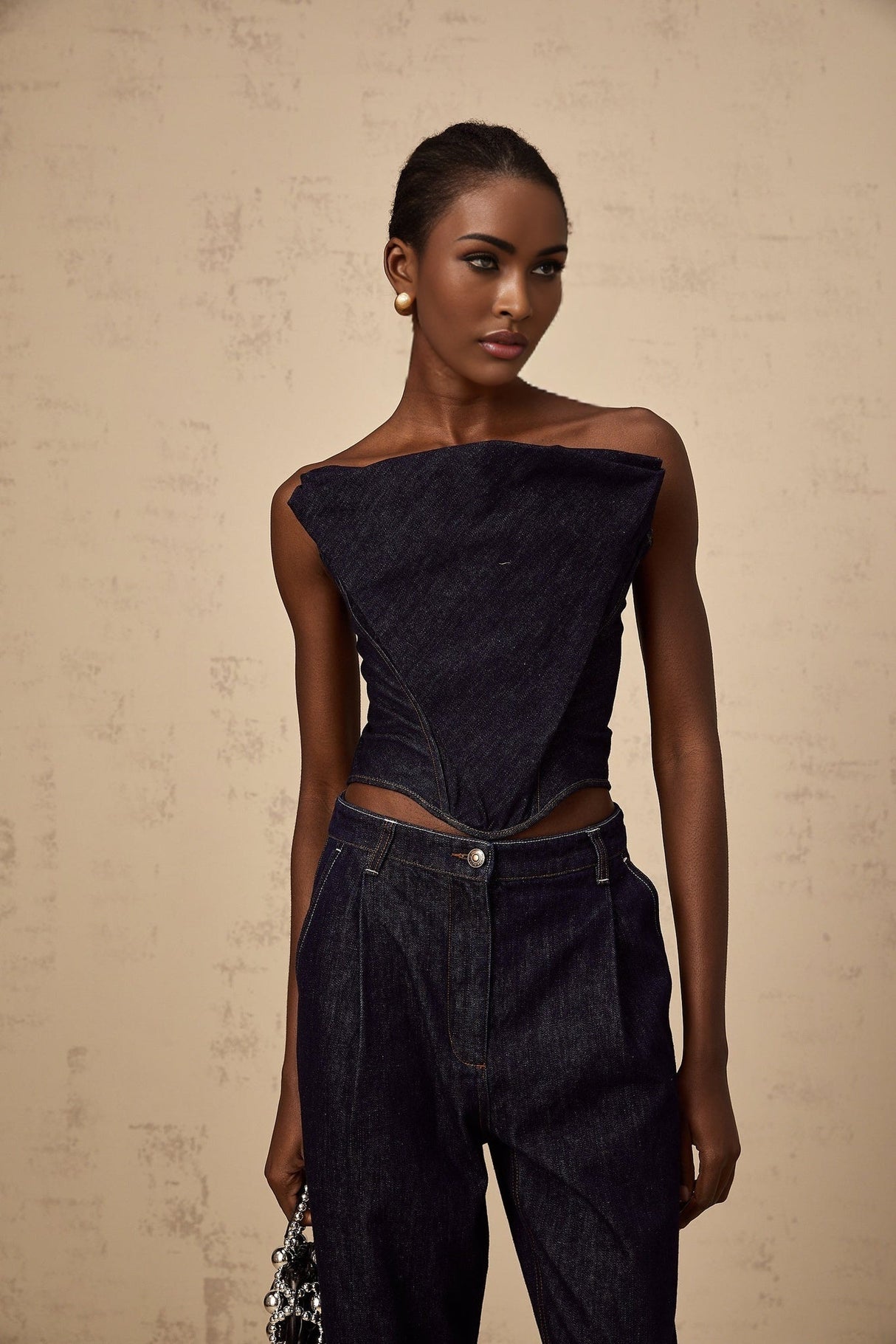 Filippa Denim Top - Off - the - shoulder Design - Contrast Stitching - Cinched Waist - Rear Zipper