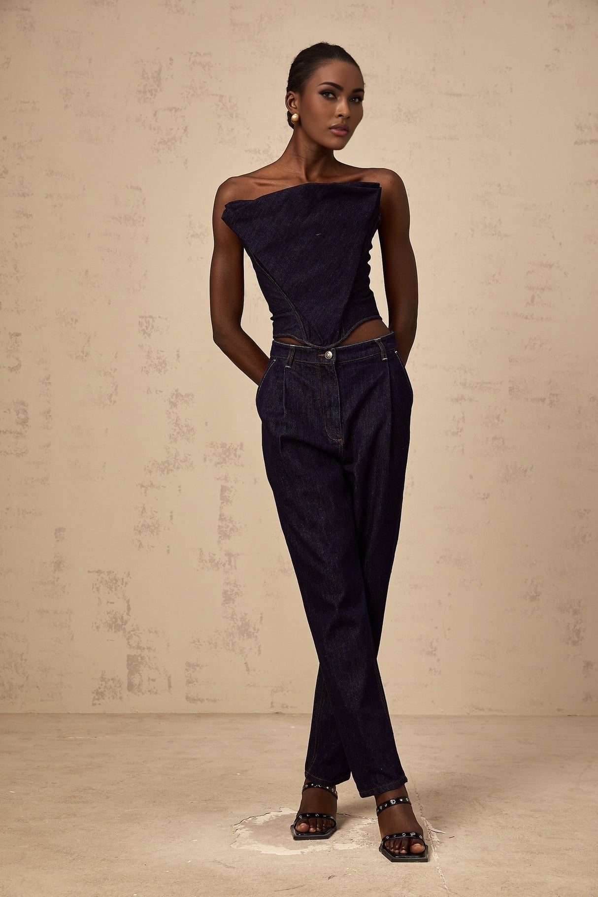 Filippa Denim Top - Off - the - shoulder Design - Contrast Stitching - Cinched Waist - Rear Zipper