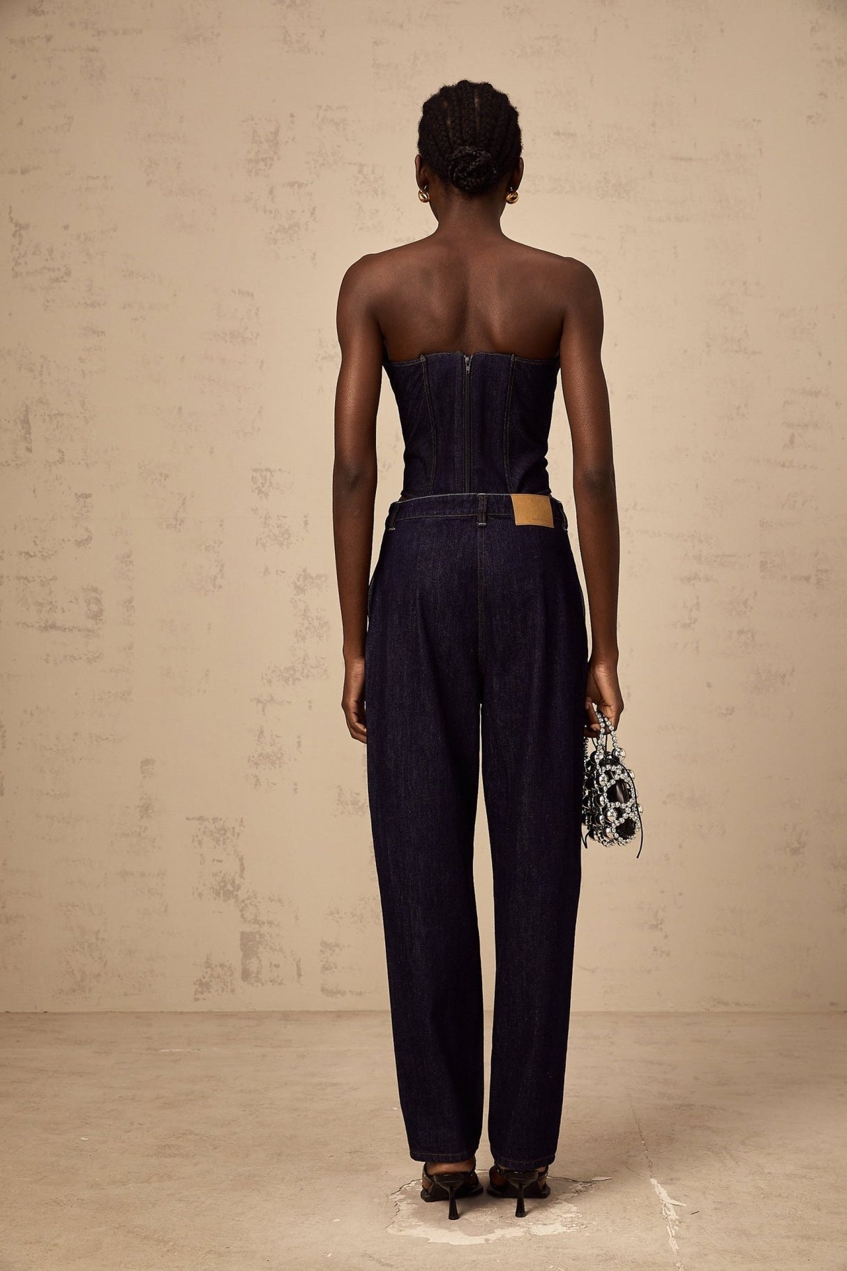 Filippa Denim Top - Off - the - shoulder Design - Contrast Stitching - Cinched Waist - Rear Zipper