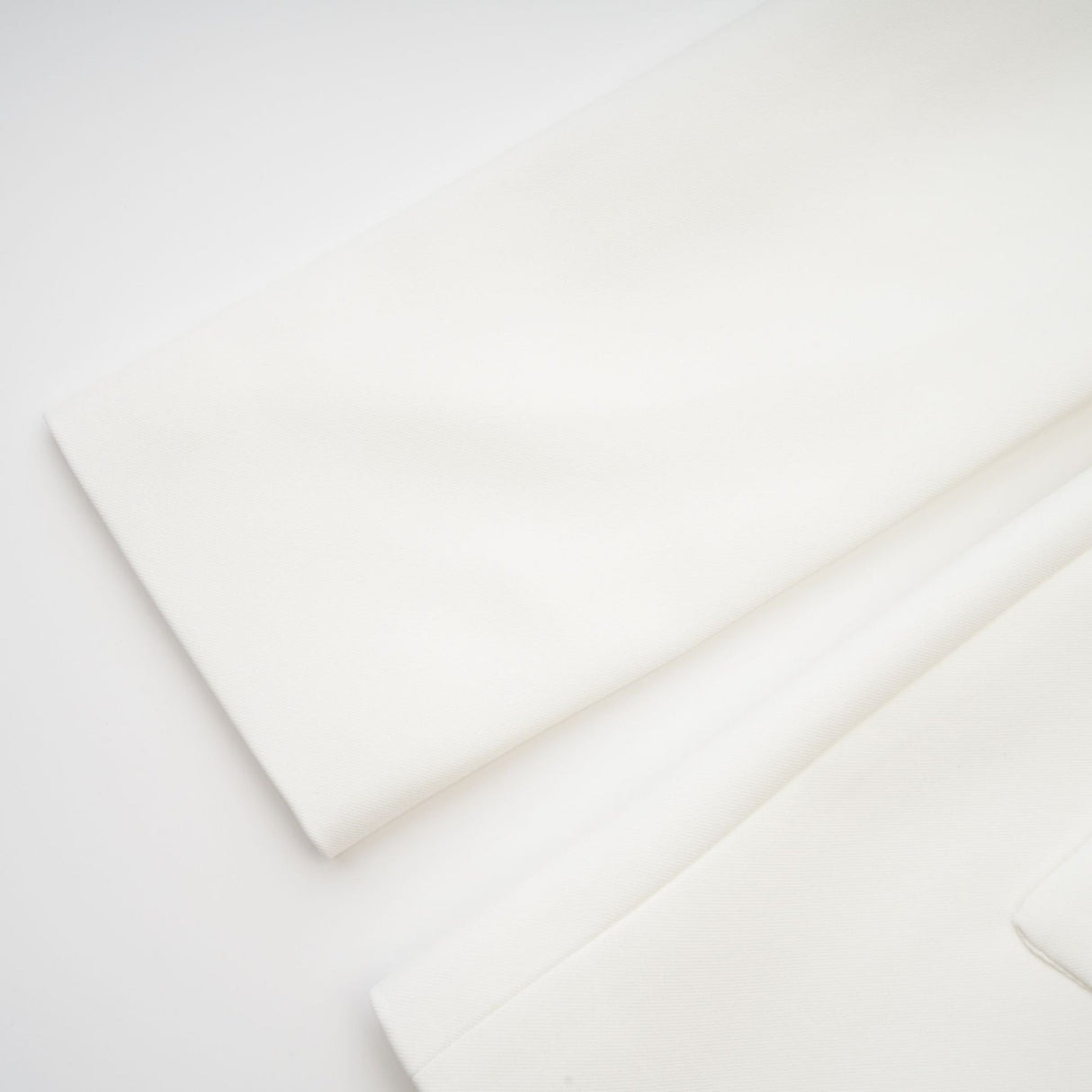 Fionnghuala Women's Blazer - Structured Silhouette - Square Neckline - Tailored Fit - Front Snap Button Closure - Versatile Style