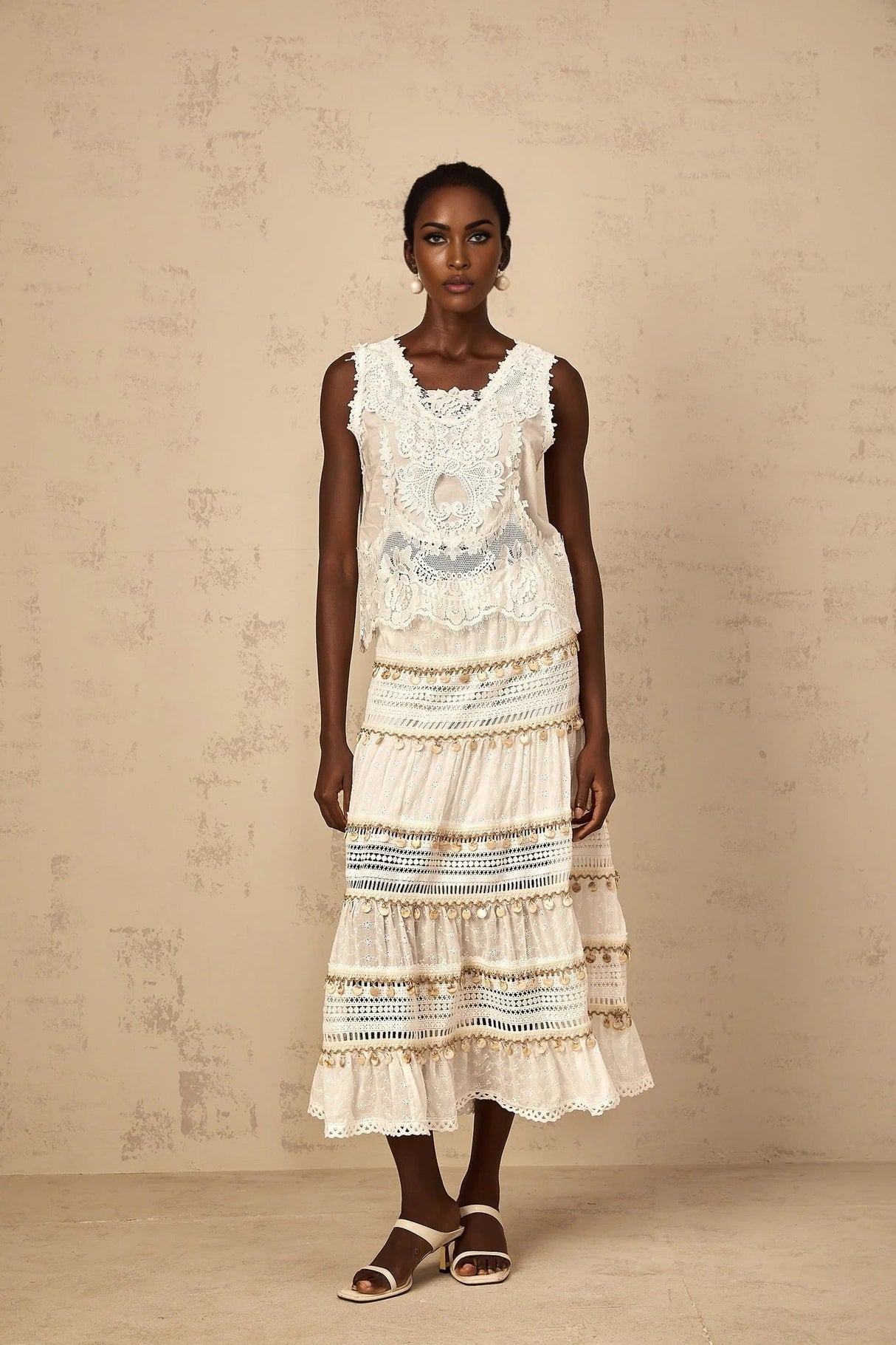 Gemmina Cropped Top White Floral Embroidered Cut - Out