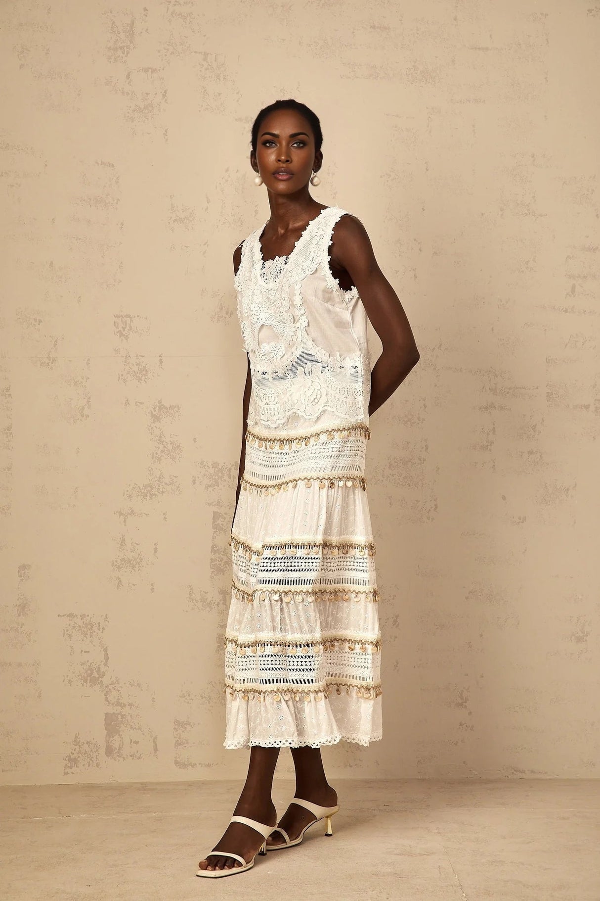 Gemmina Cropped Top White Floral Embroidered Cut - Out