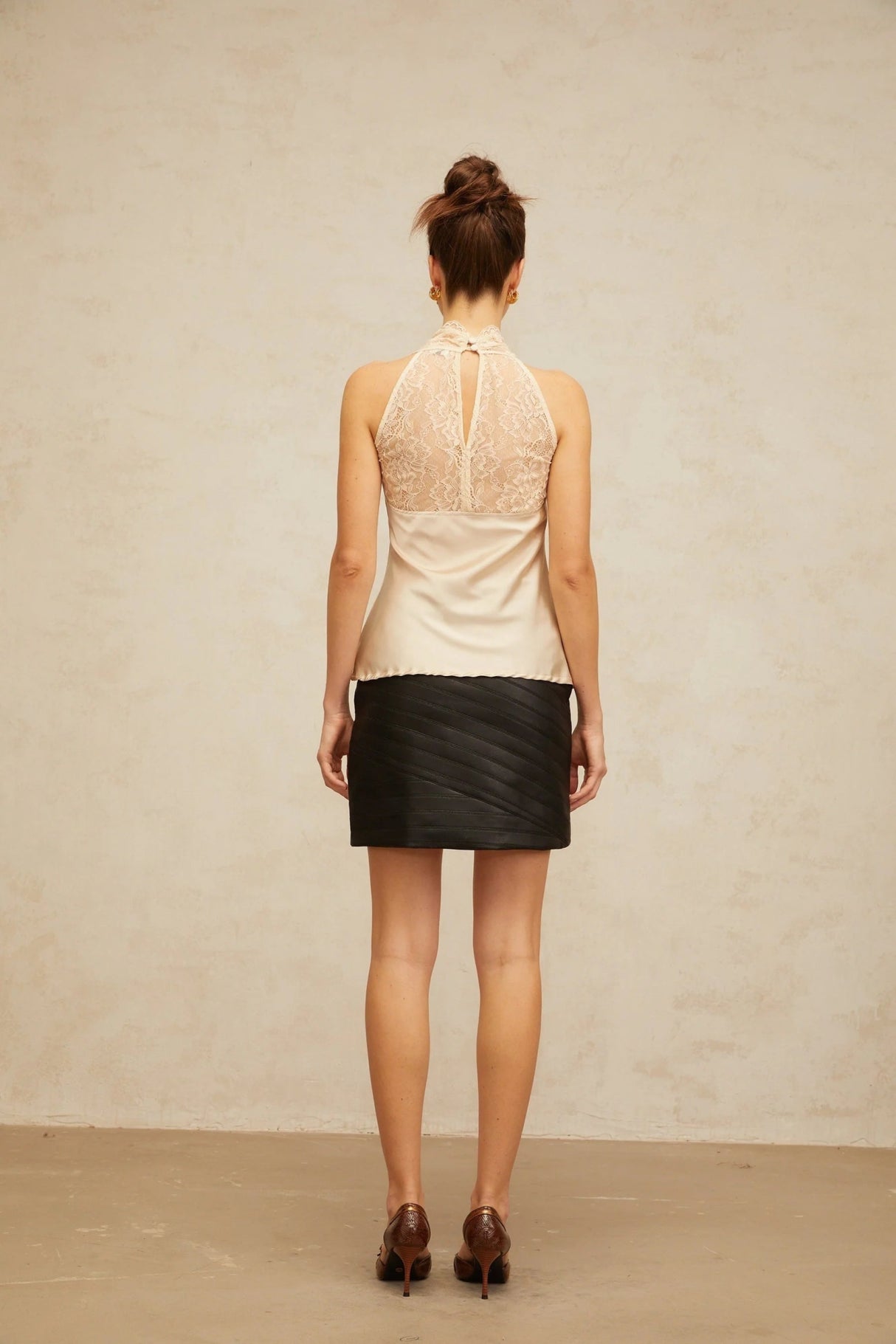 Gemmina Top Floral Lace Panelled Satin Neutrals