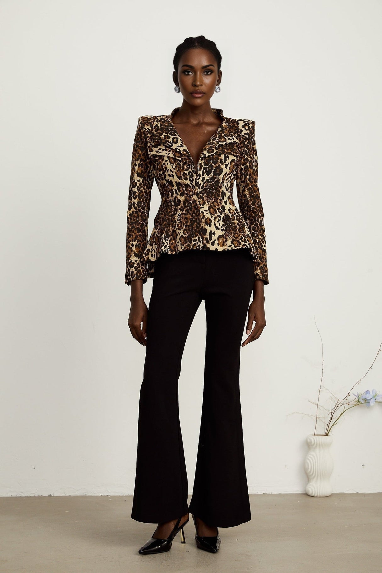 Giada Jacket - Long Sleeves - Shoulder Pads - Double Collar - Leopard