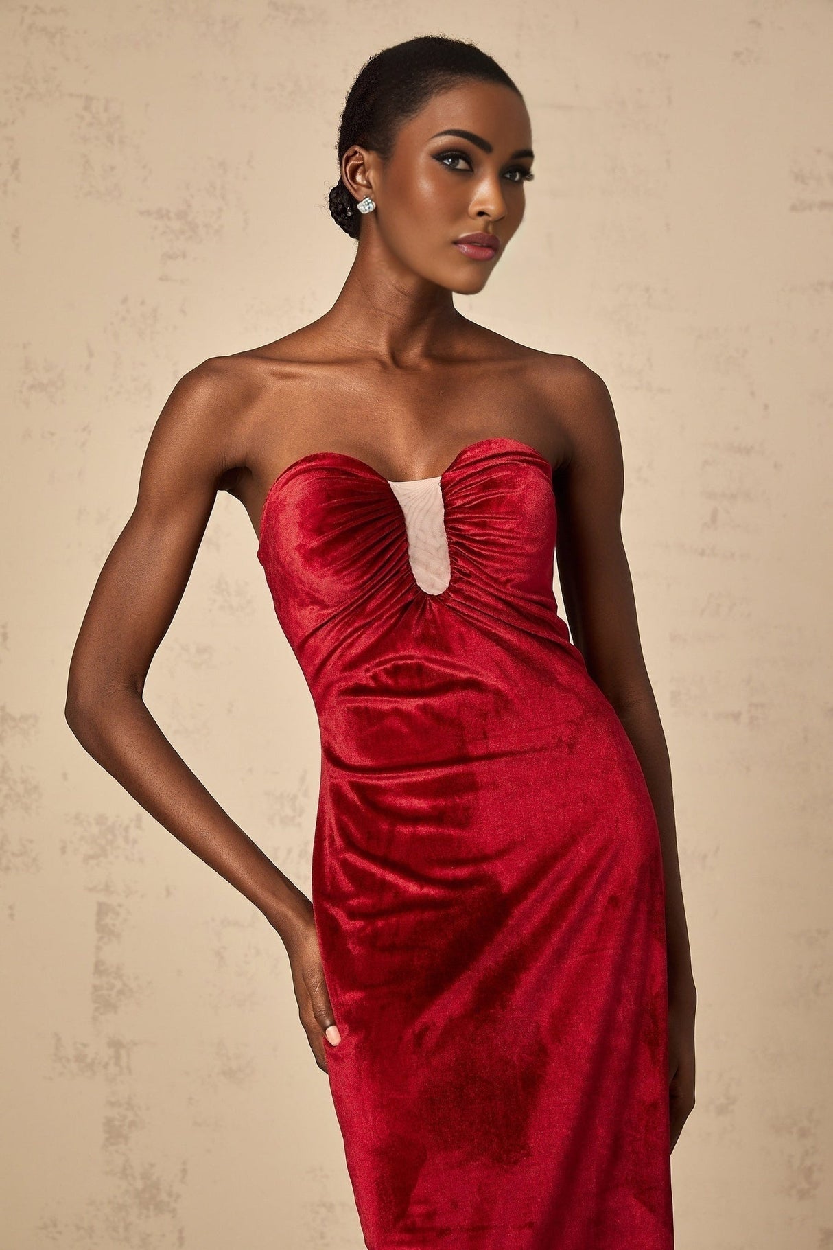 Grazia Midi Dress - Off the Shoulder Style - Sweetheart Neckline - Luxurious Velvet Finish - Rear Slit