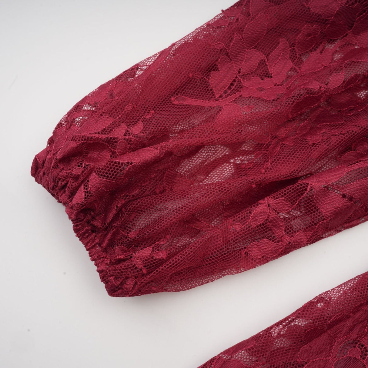 Guendalina Dress - Chantilly Lace - Long Sleeve - Knee - Length