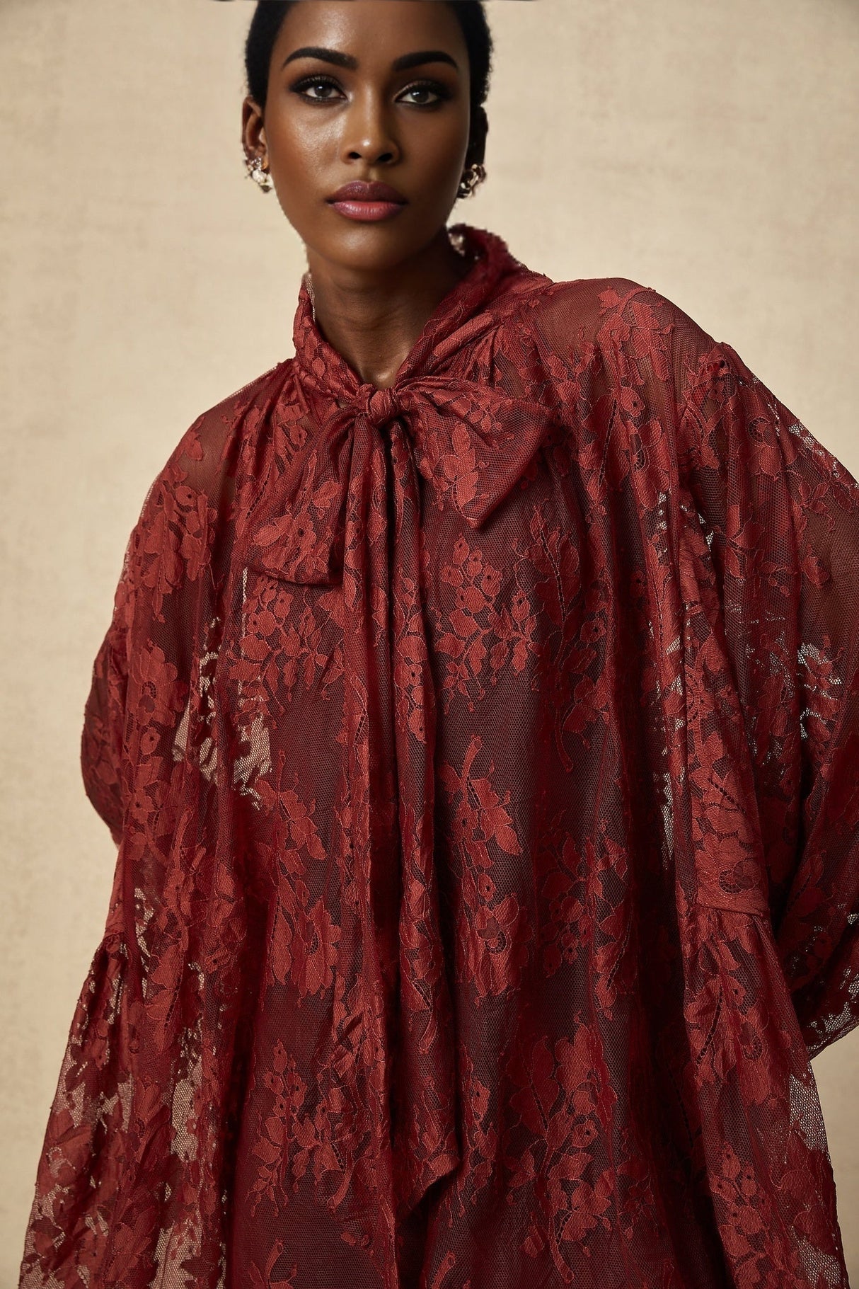 Guendalina Dress - Chantilly Lace - Long Sleeve - Knee - Length