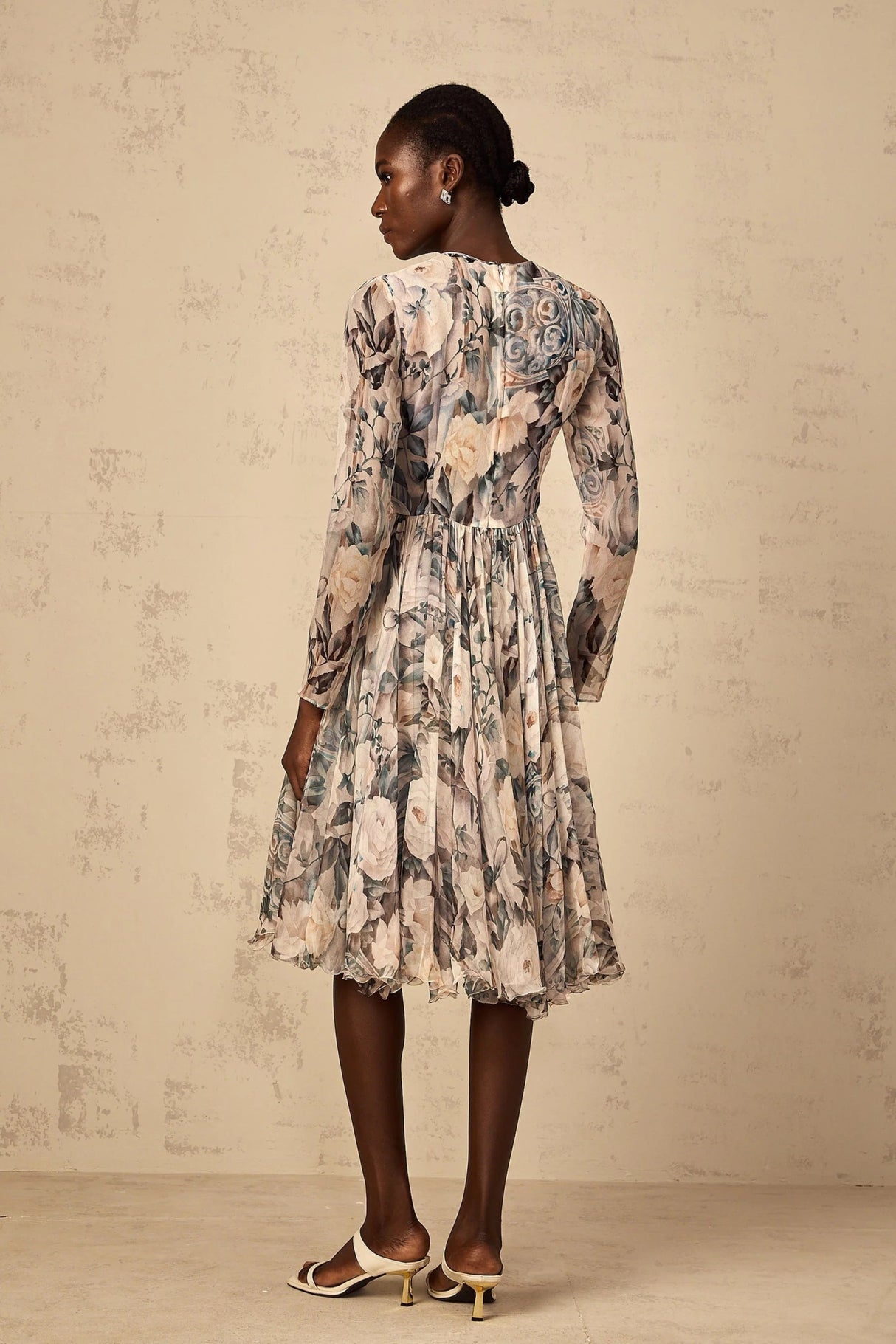 Gwendolyn Midi Dress Floral Print Pleated Ruffled Hem