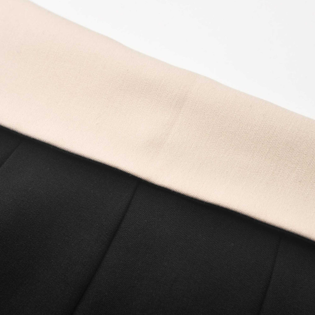 Haven Trousers - High - Rise Contrast Collar - Panelled Tailoring - Flared Legs - Structured fit - Versatile Style