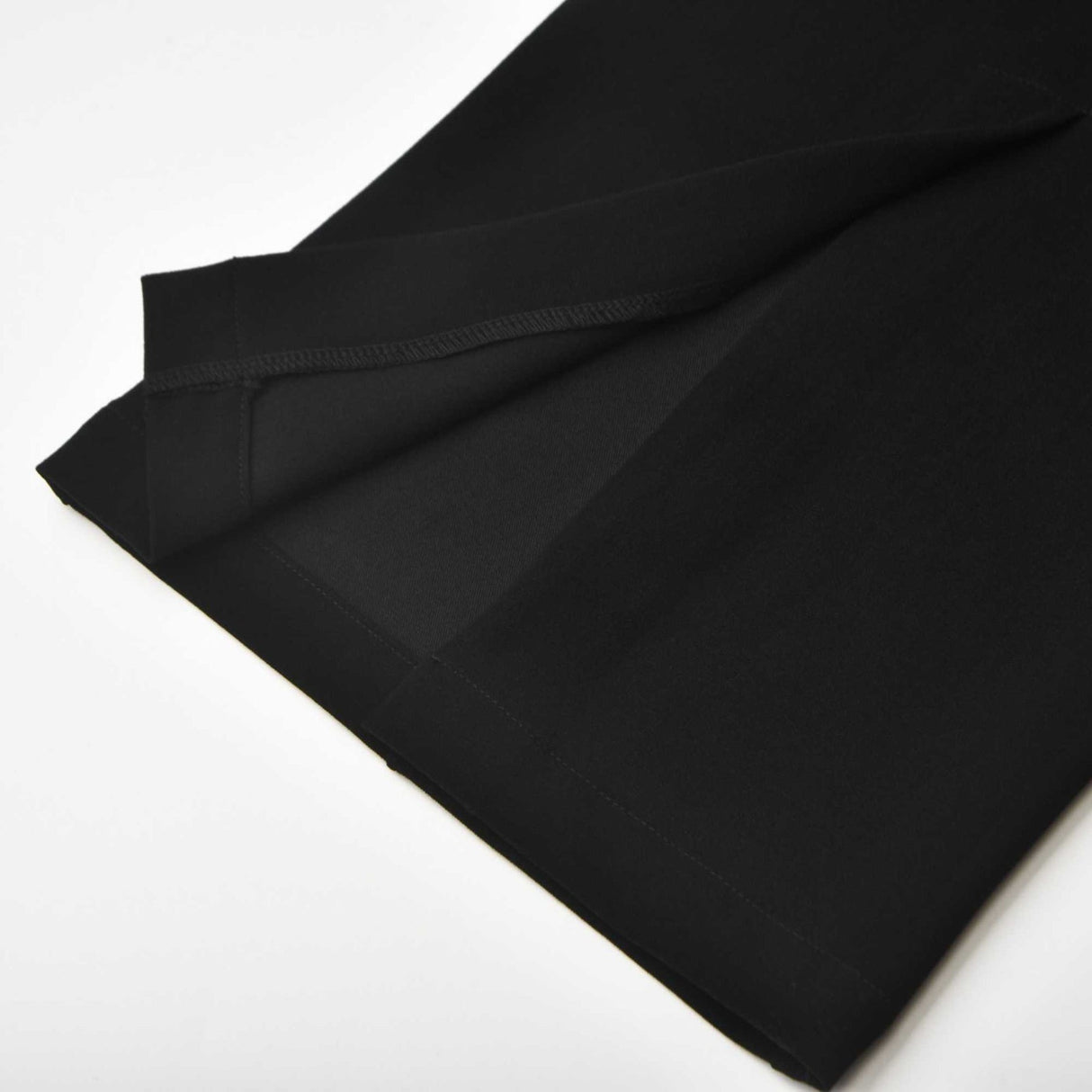 Haven Trousers - High - Rise Contrast Collar - Panelled Tailoring - Flared Legs - Structured fit - Versatile Style