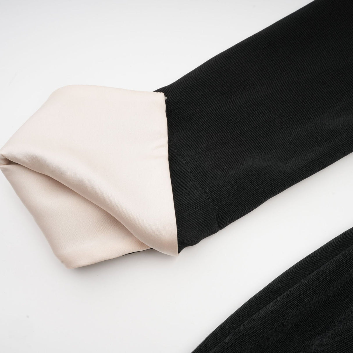 Holland Maxi Dress - Long Sleeve V - Neck Design - Bow Embellished Waist - Corset Style with High Slit