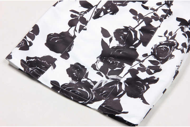 Ivana Dress - Bodycon Silhouette - Halter Neck Design - Floral Print - Elegant Evening Wear