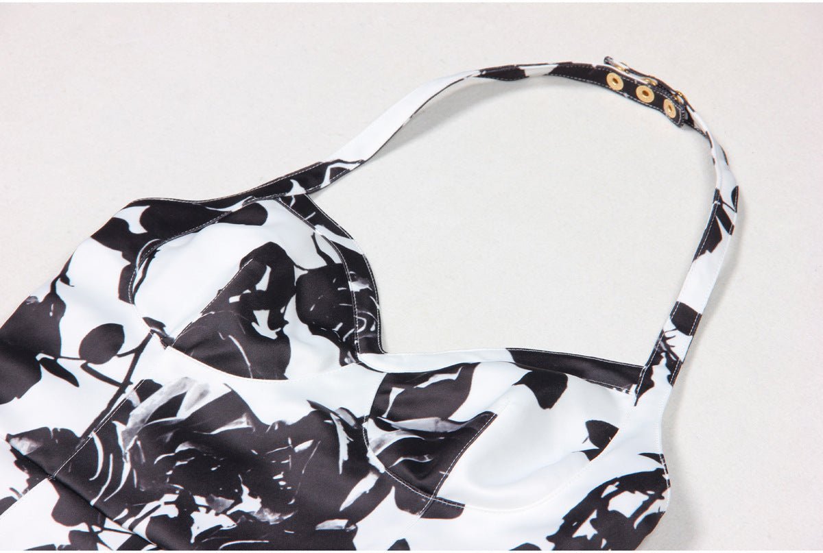 Ivana Dress - Bodycon Silhouette - Halter Neck Design - Floral Print - Elegant Evening Wear