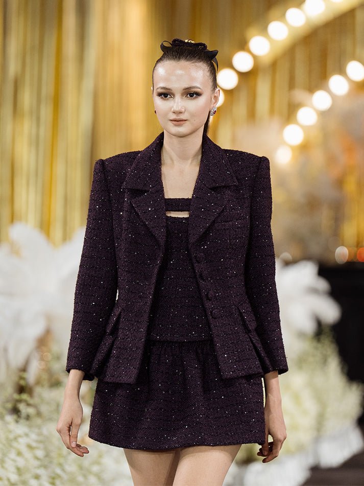 Jacqueline Sophia Tweed Buttoned Blazer - Structured Silhouette - Elegant Button Details - Tailored Fit - Premium Fabric Blend