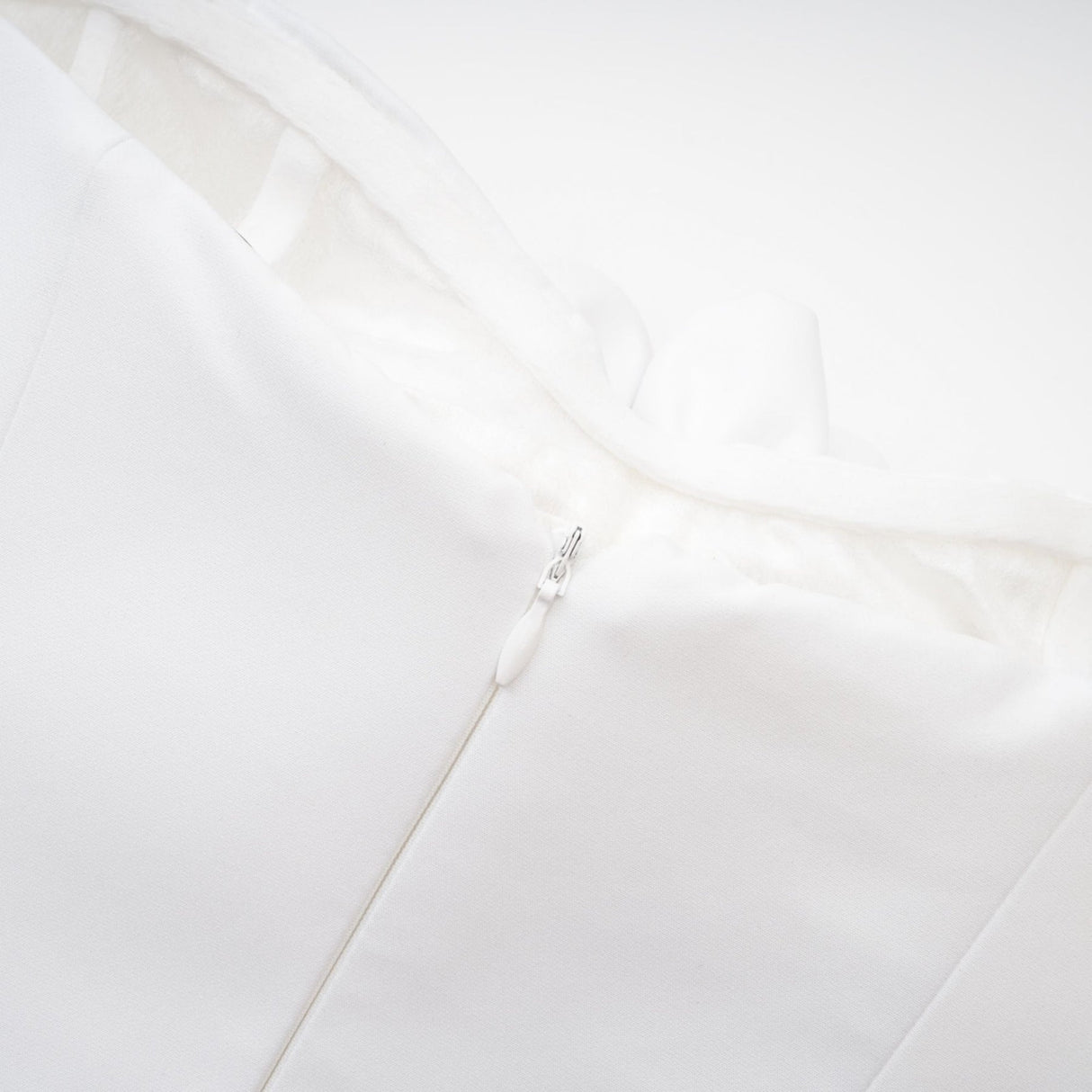 Kenzie Dress - Off - the - Shoulder - Floral Cut - Out - Thigh - Length