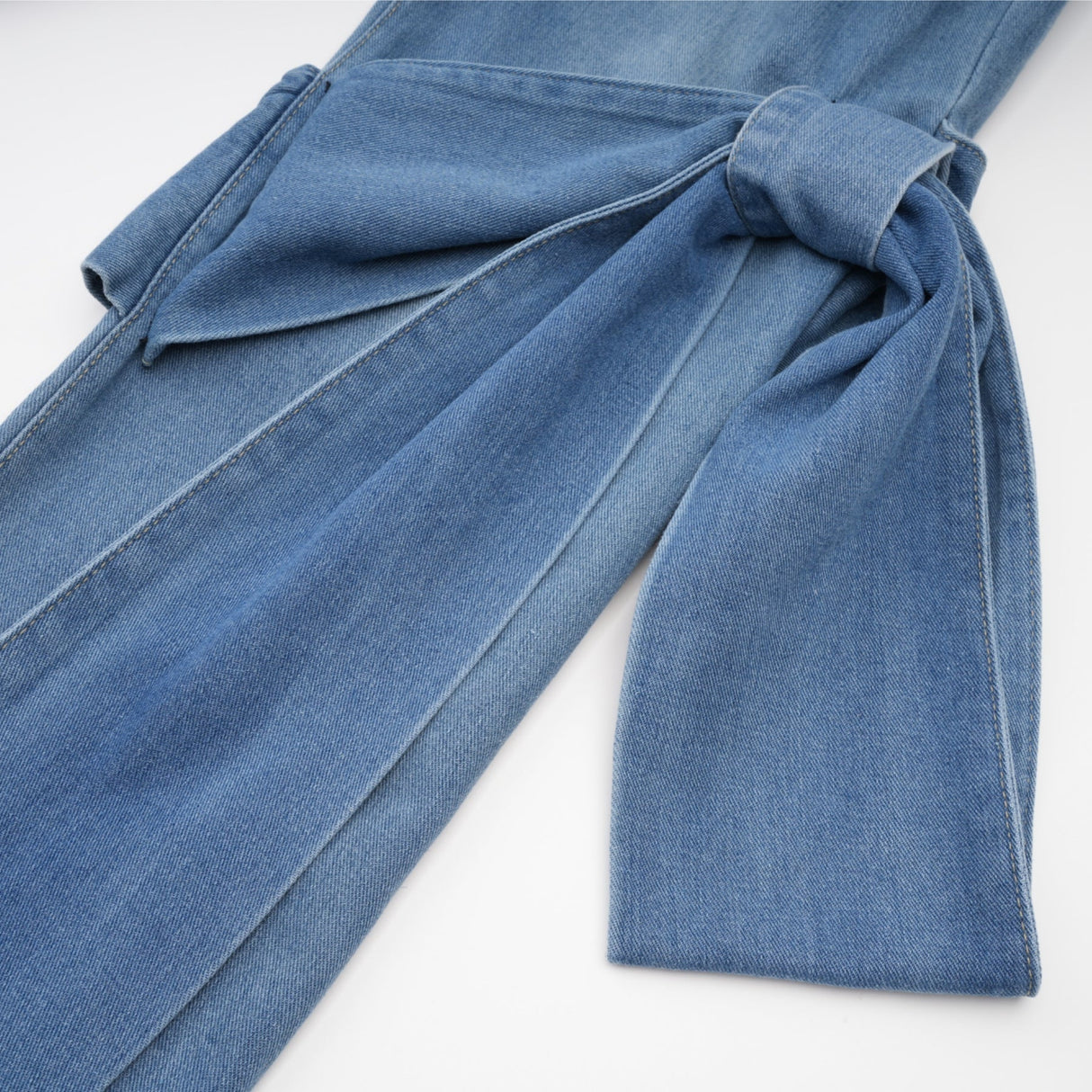 Khloe Jeans Wide Leg with Bow Detail