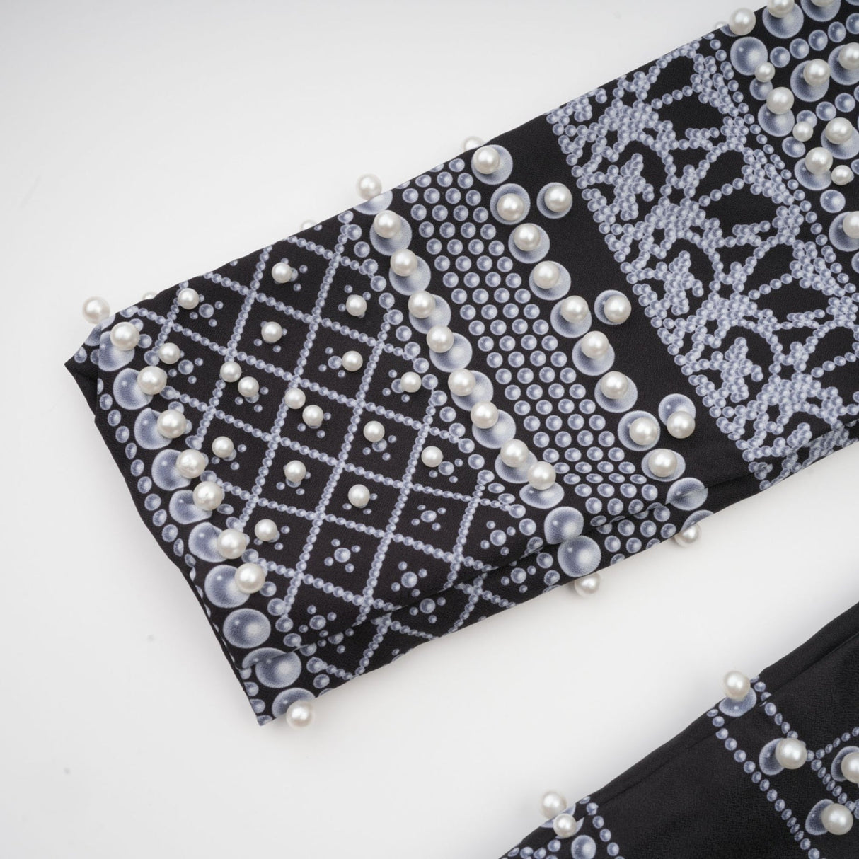 Laney Blazer Black & White Pattern VNeck Dress