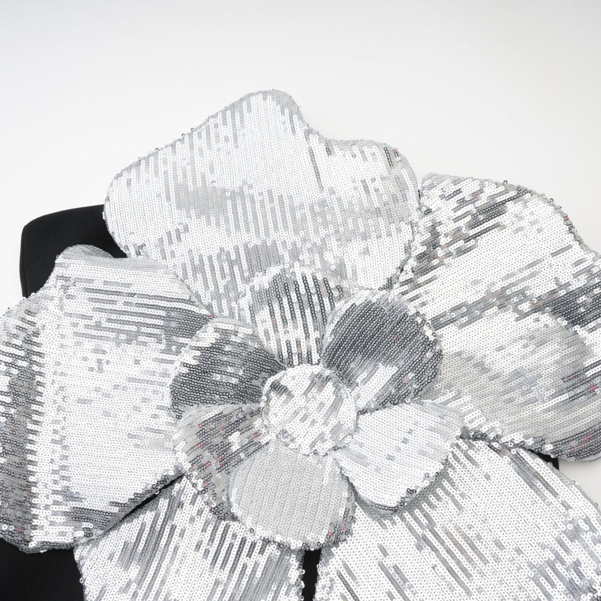 Laura Mini Dress Sequin Flower Glamour