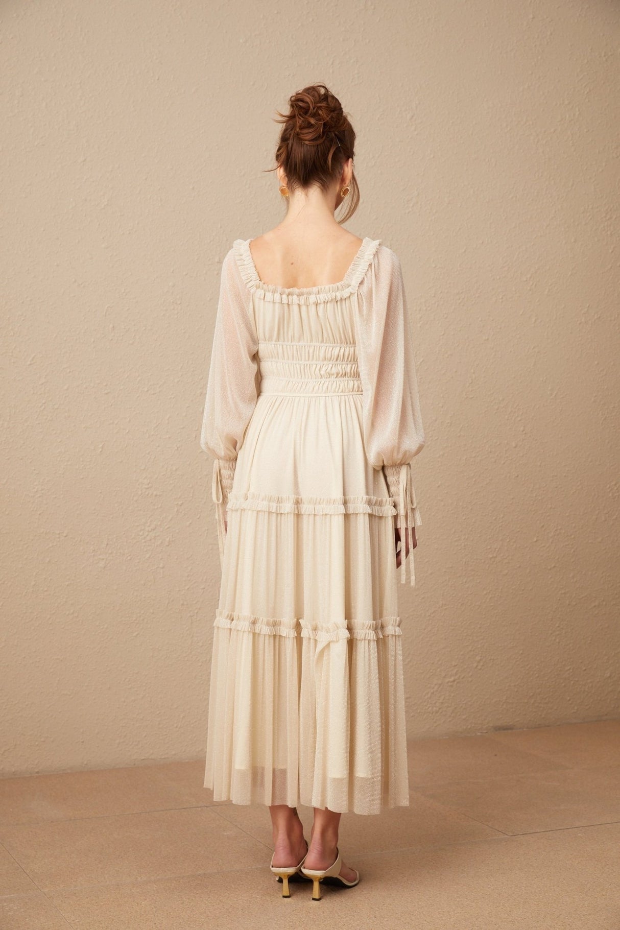 Leslie Metallic Threading Midi Dress in Neutrals