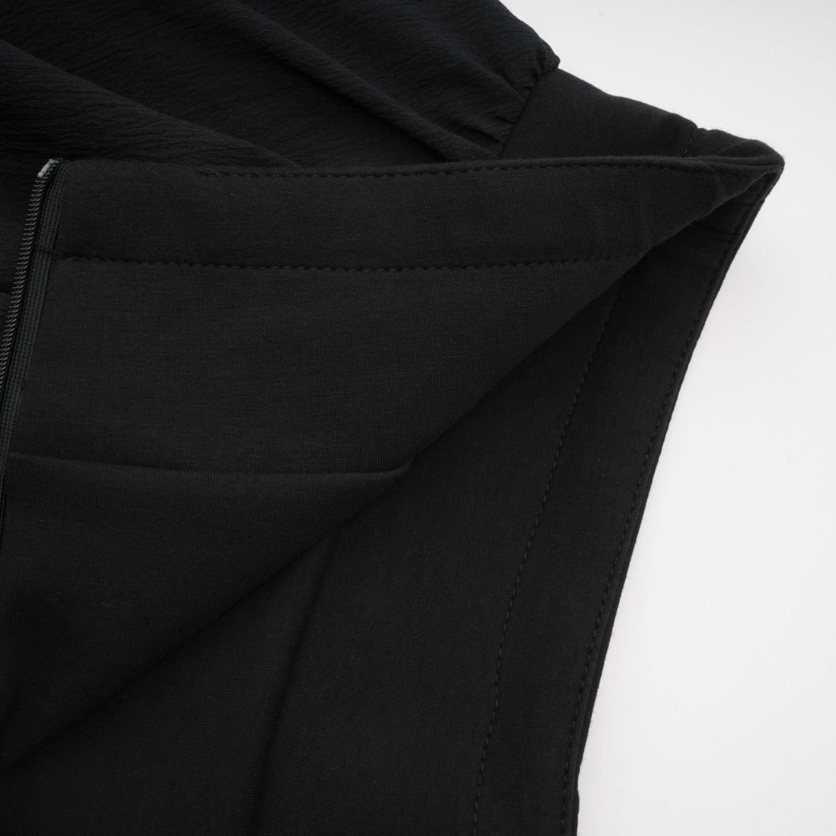 Lia Mini Dress Black Pleated Elastic Waistband Skirt