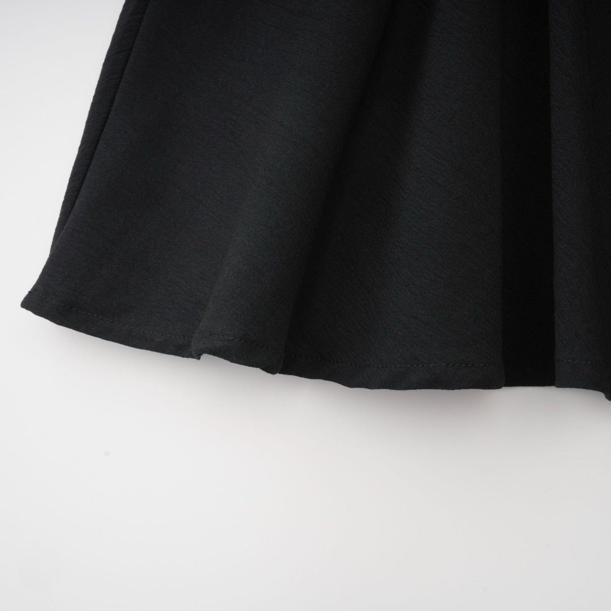 Lia Mini Dress Black Pleated Elastic Waistband Skirt