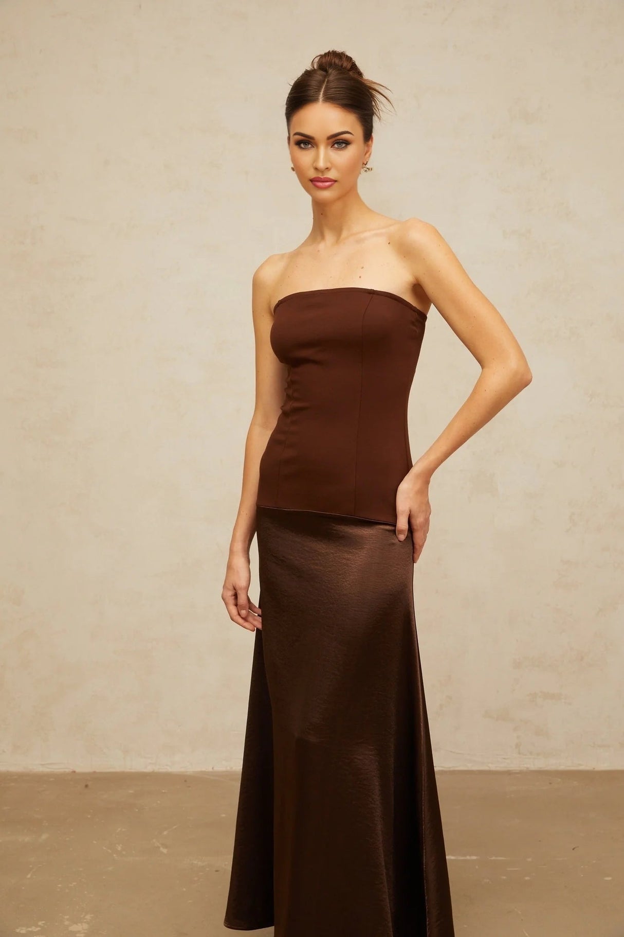 Lilah Maxi Dress Brown Off - Shoulder Satin Panel Movement Flared Hem