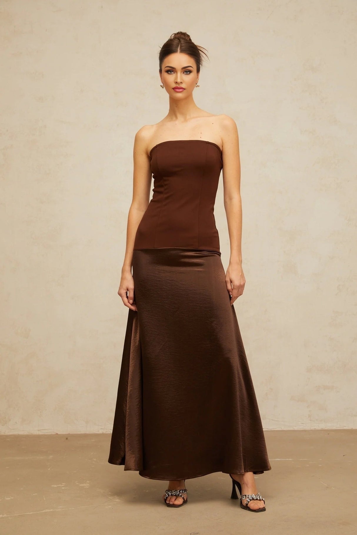 Lilah Maxi Dress Brown Off - Shoulder Satin Panel Movement Flared Hem
