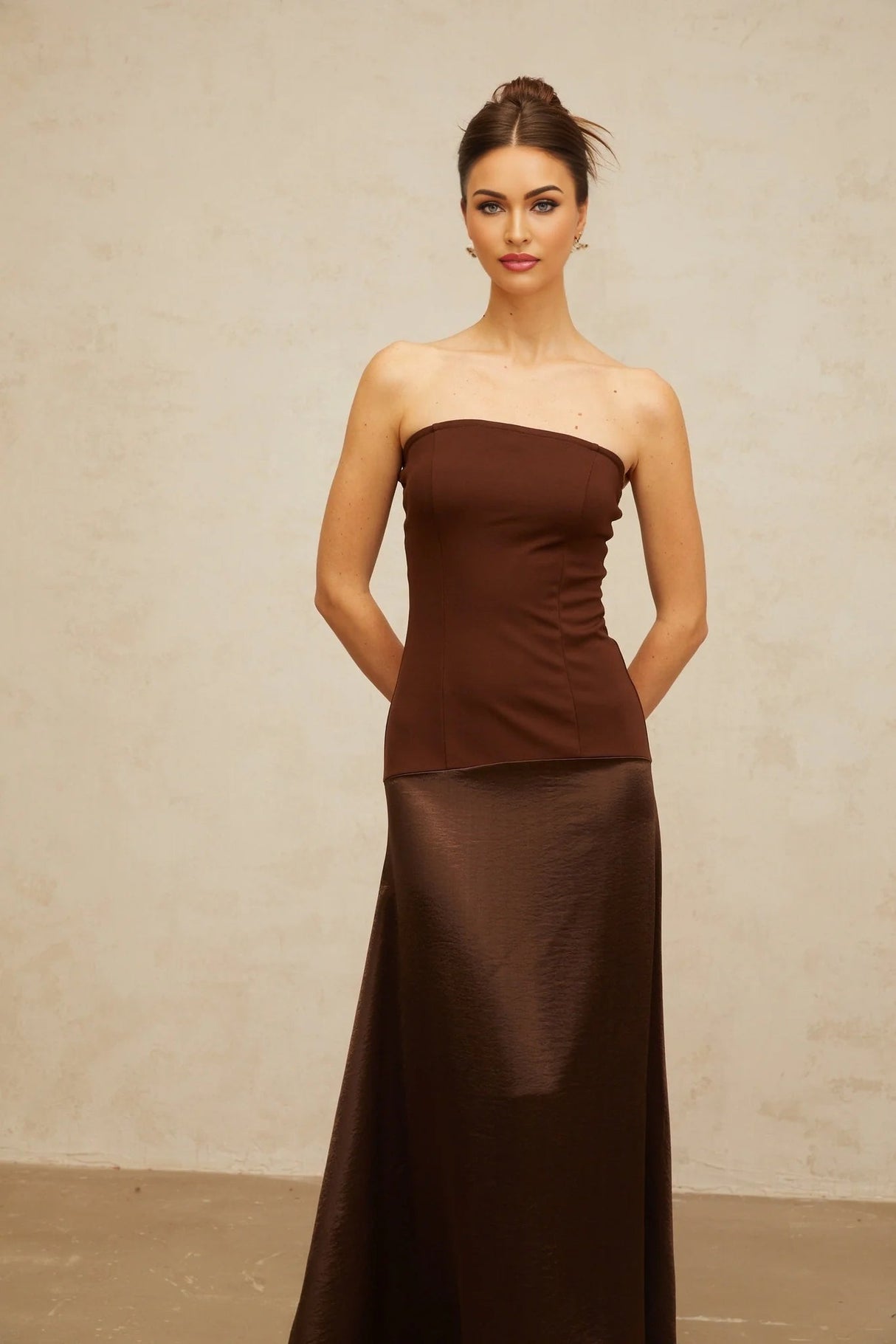 Lilah Maxi Dress Brown Off - Shoulder Satin Panel Movement Flared Hem