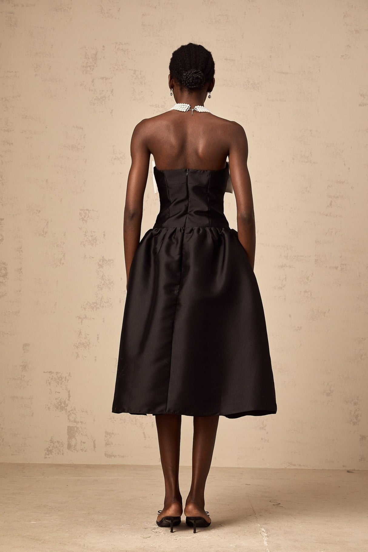 Loredana Midi Dress Black Off - Shoulder Bowknot Embellished Puff Skirt