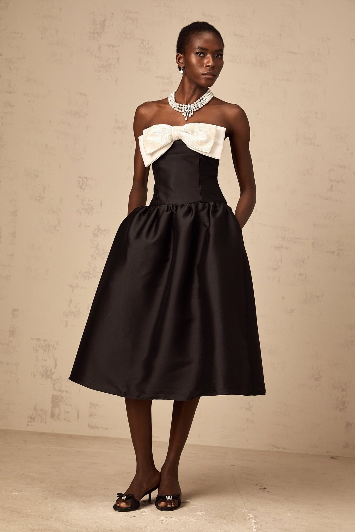 Loredana Midi Dress Black Off - Shoulder Bowknot Embellished Puff Skirt