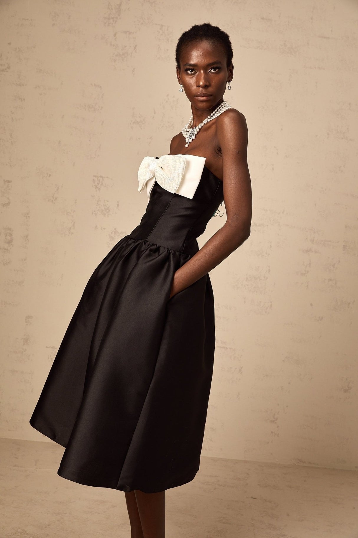 Loredana Midi Dress Black Off - Shoulder Bowknot Embellished Puff Skirt