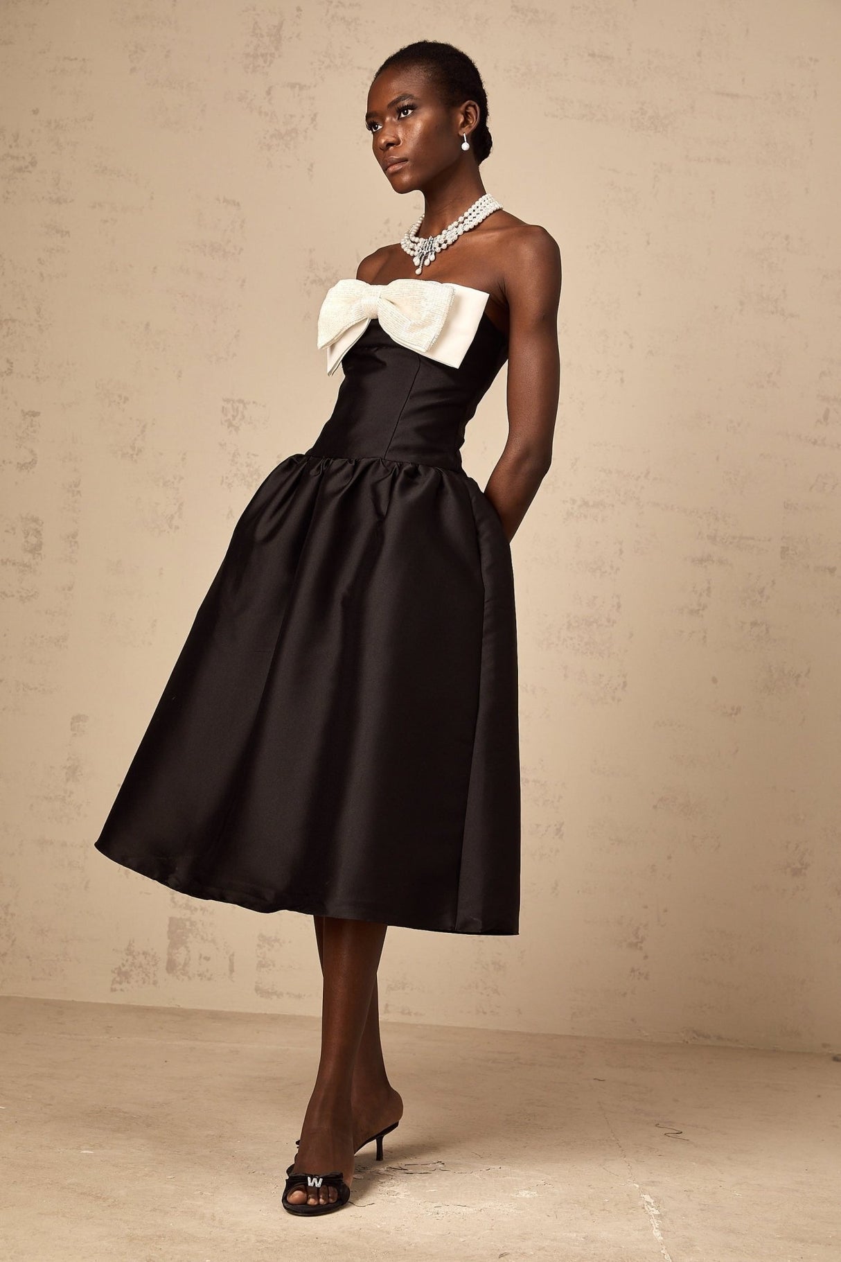Loredana Midi Dress Black Off - Shoulder Bowknot Embellished Puff Skirt