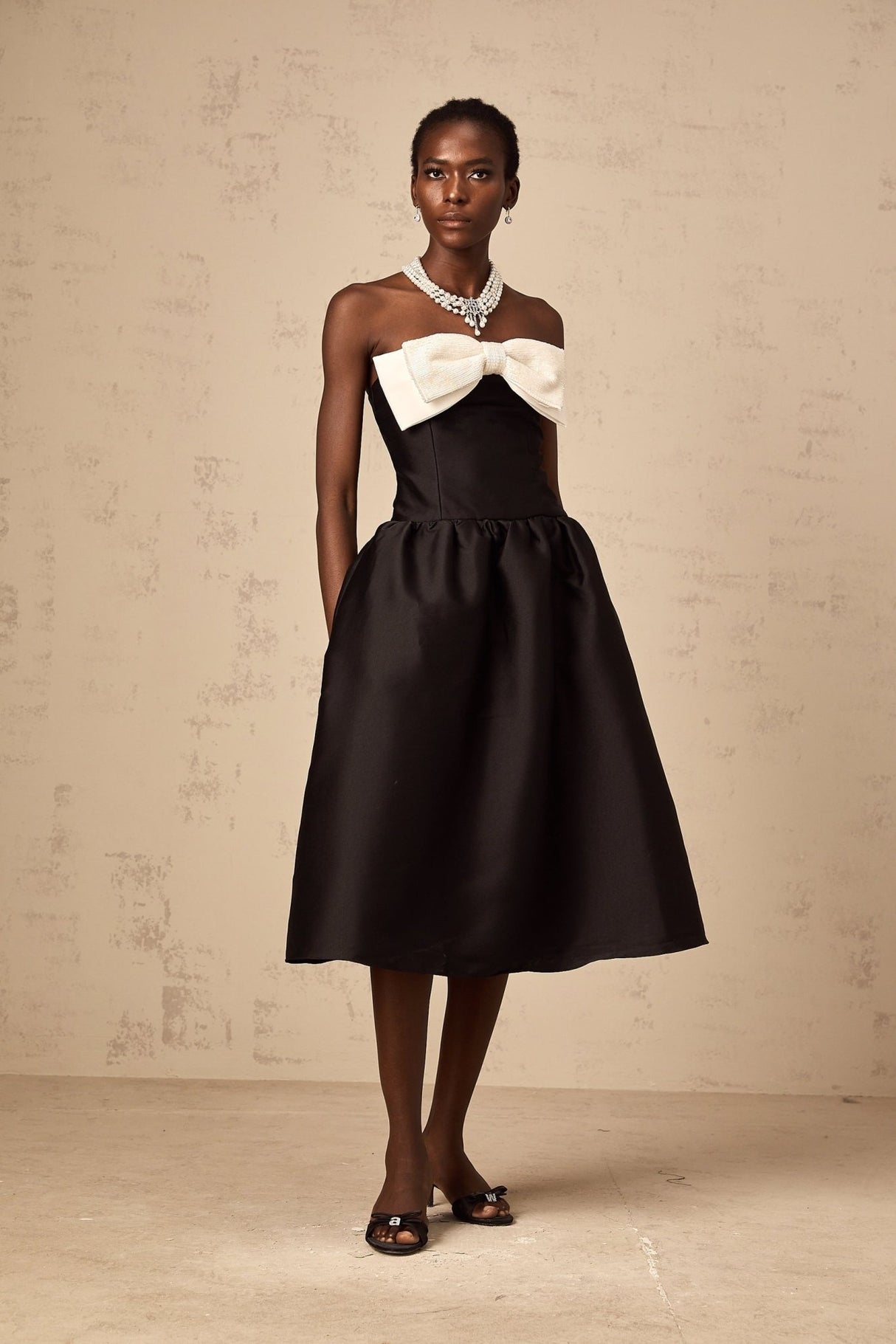 Loredana Midi Dress Black Off - Shoulder Bowknot Embellished Puff Skirt