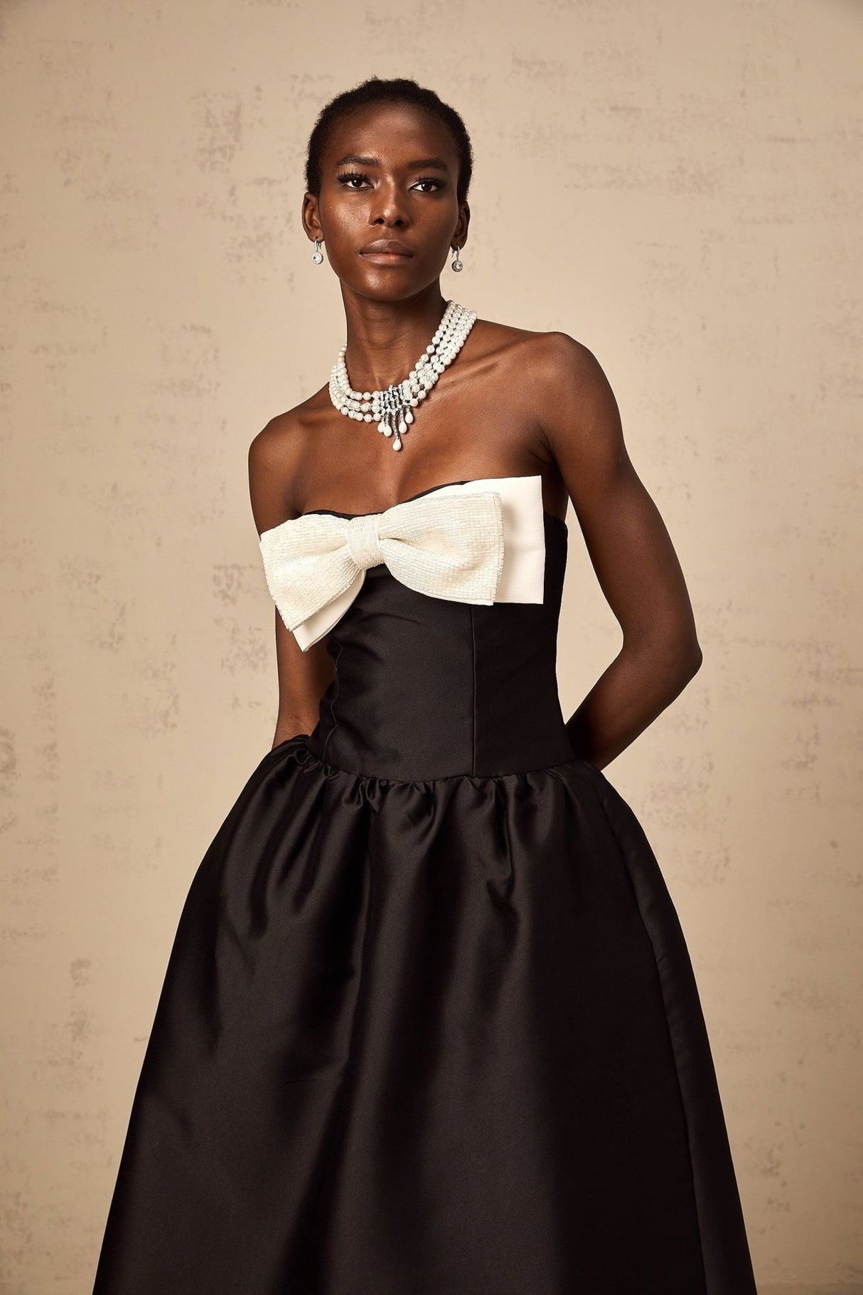 Loredana Midi Dress Black Off - Shoulder Bowknot Embellished Puff Skirt
