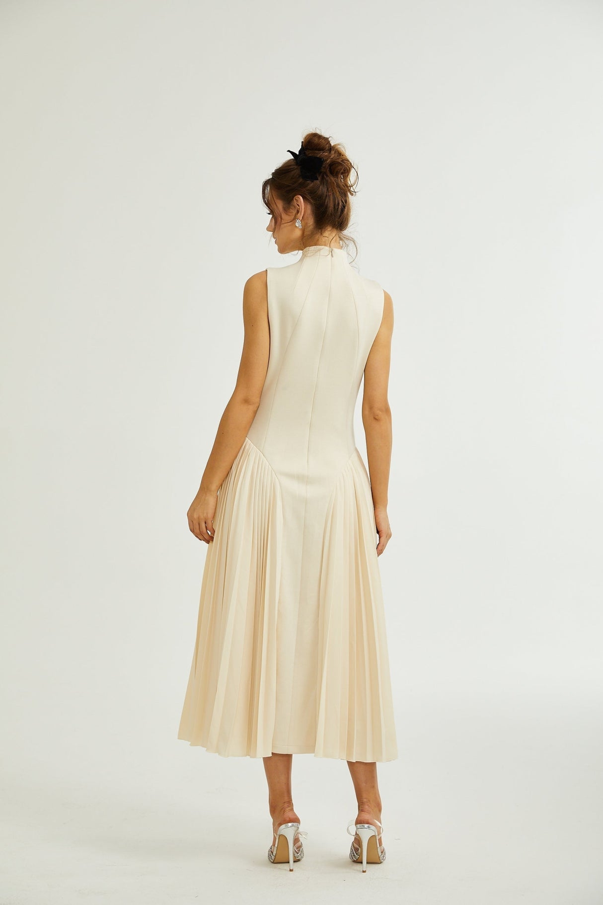 Madalynn Sleeveless Mock Neck Pleated Knitted Midi Dress