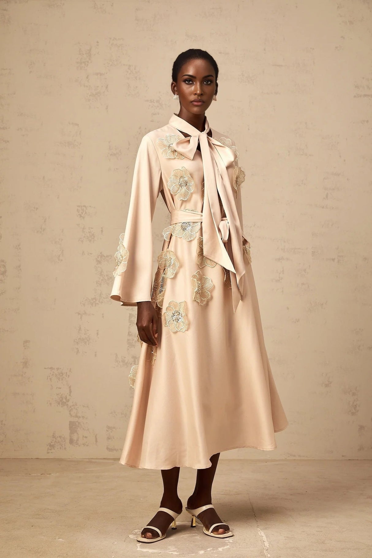 Madisyn Midi Dress Floral Appliqu Beaded Sequin A - Line Runway Fashion