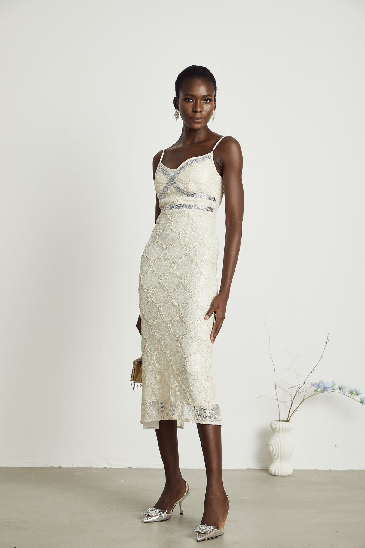 Madisyn Sleeveless V Neck Midi Dress