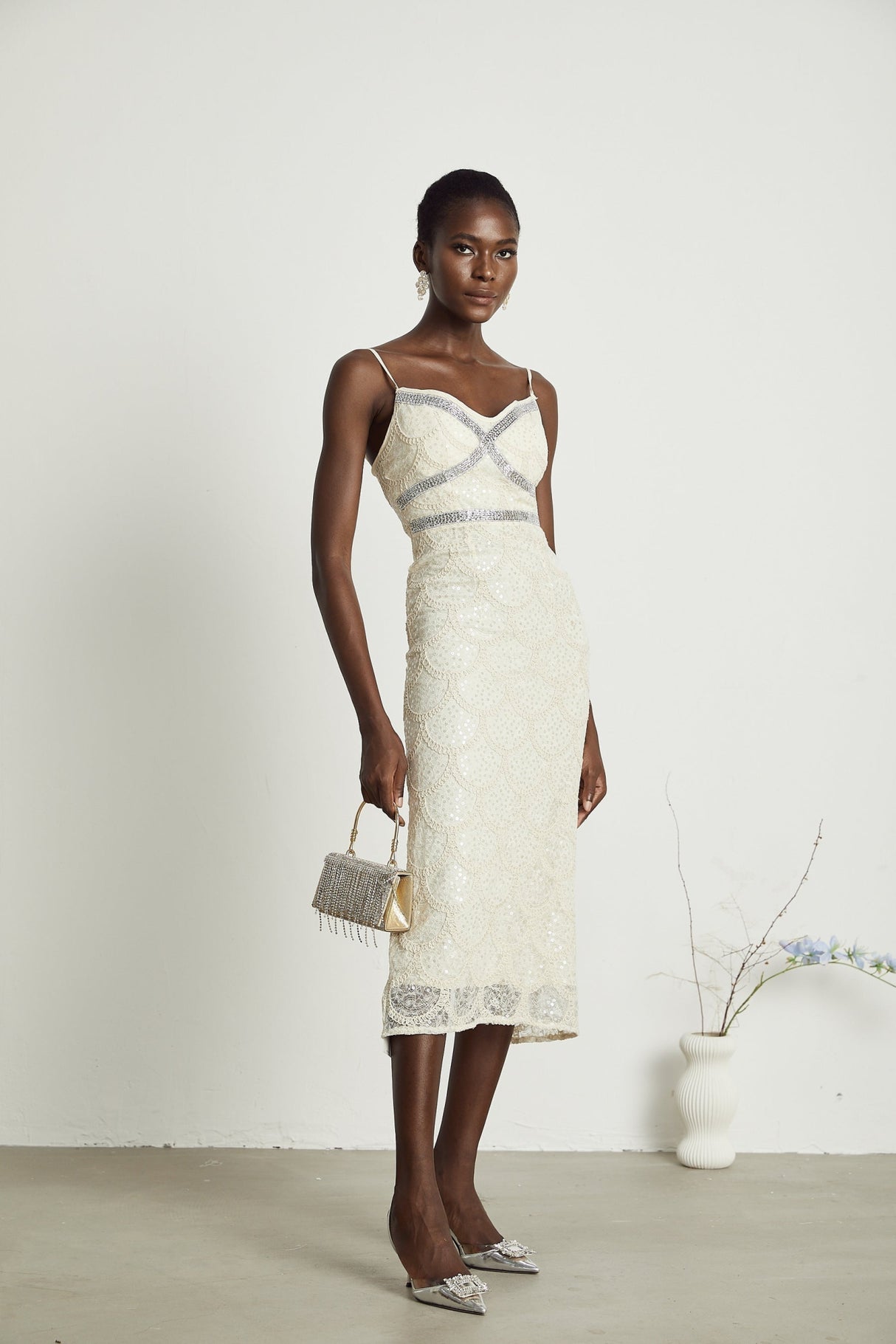 Madisyn Sleeveless V Neck Midi Dress