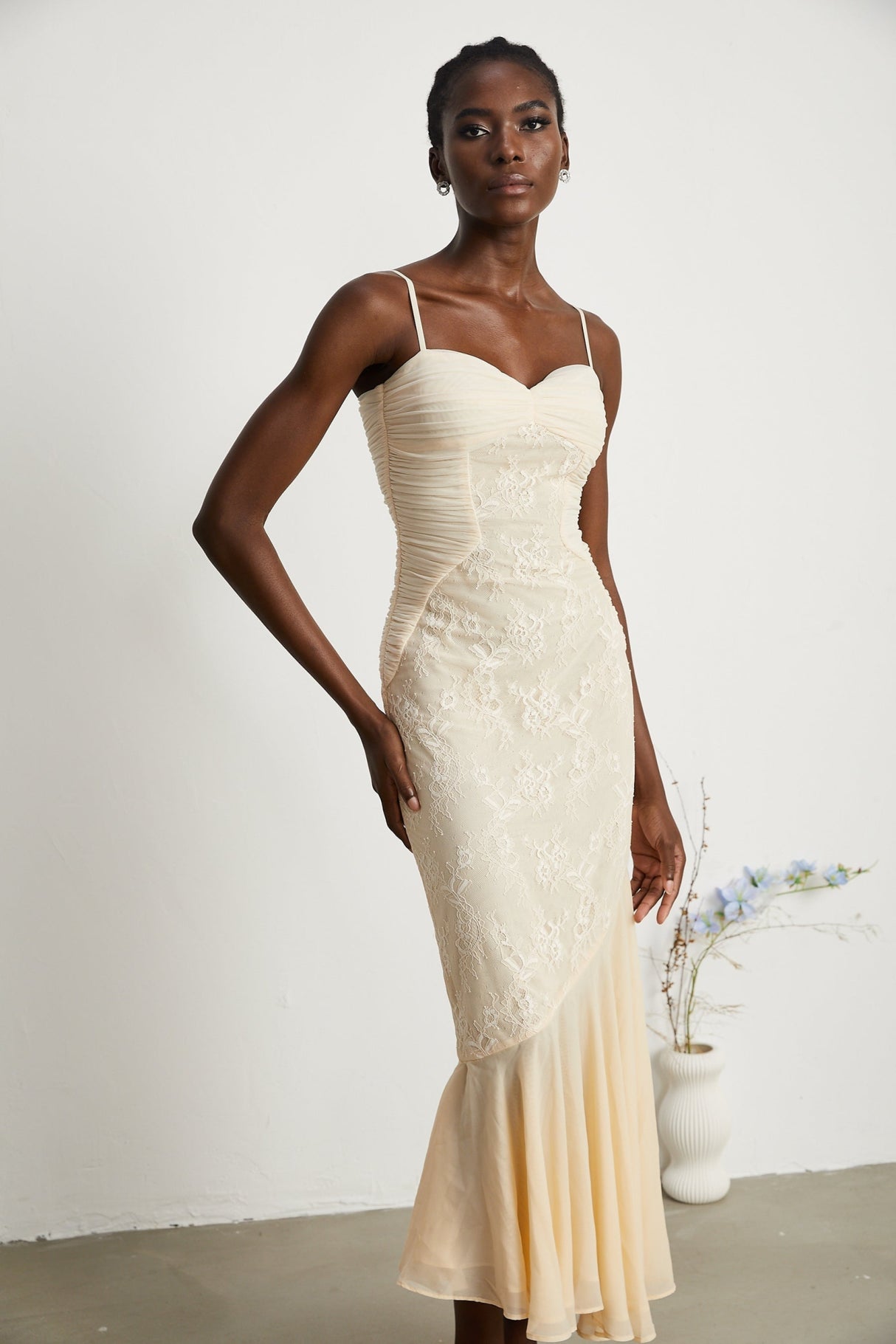 Mariolina Sleeveless Midi Dress with Bustier Style and Lace Detailing