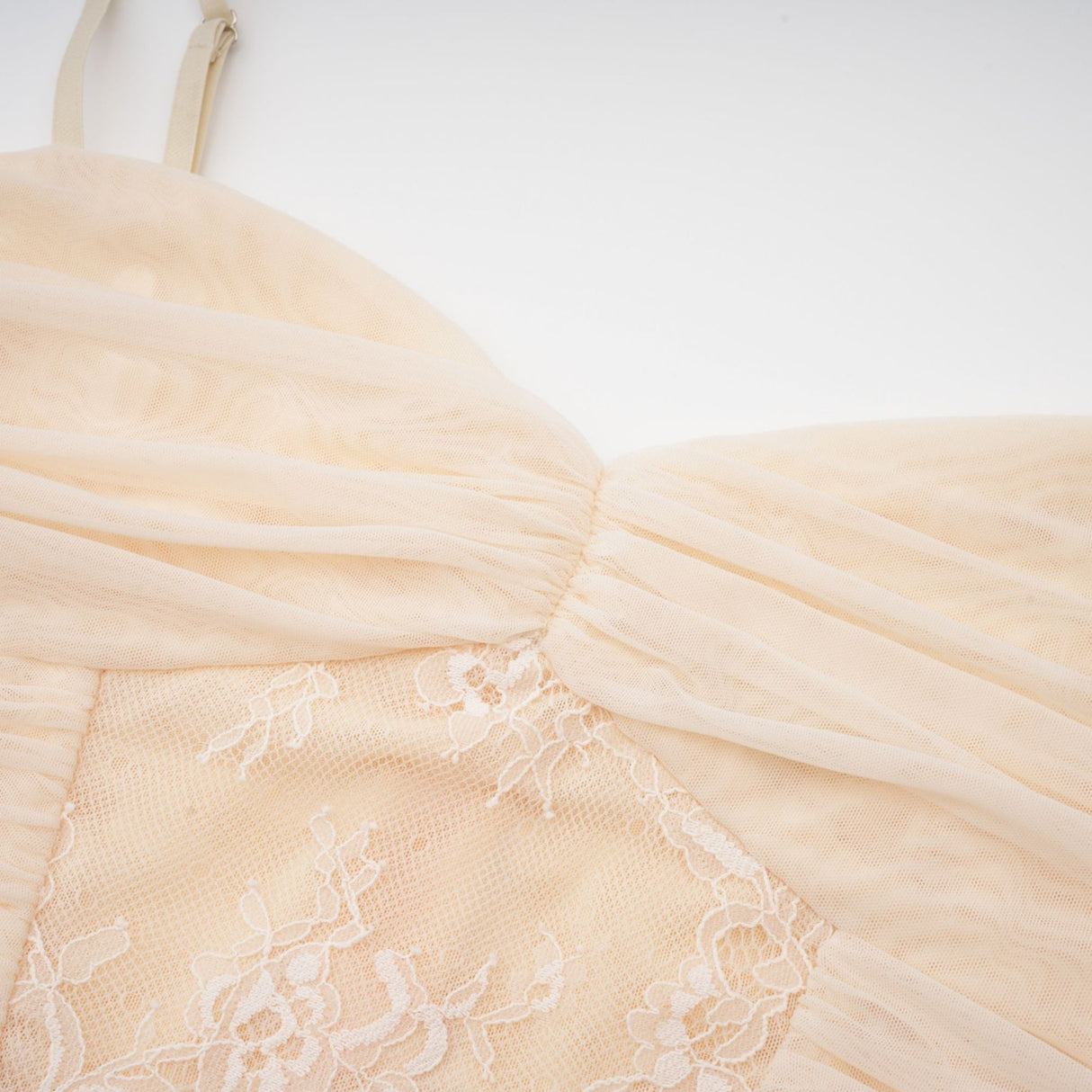 Mariolina Sleeveless Midi Dress with Bustier Style and Lace Detailing