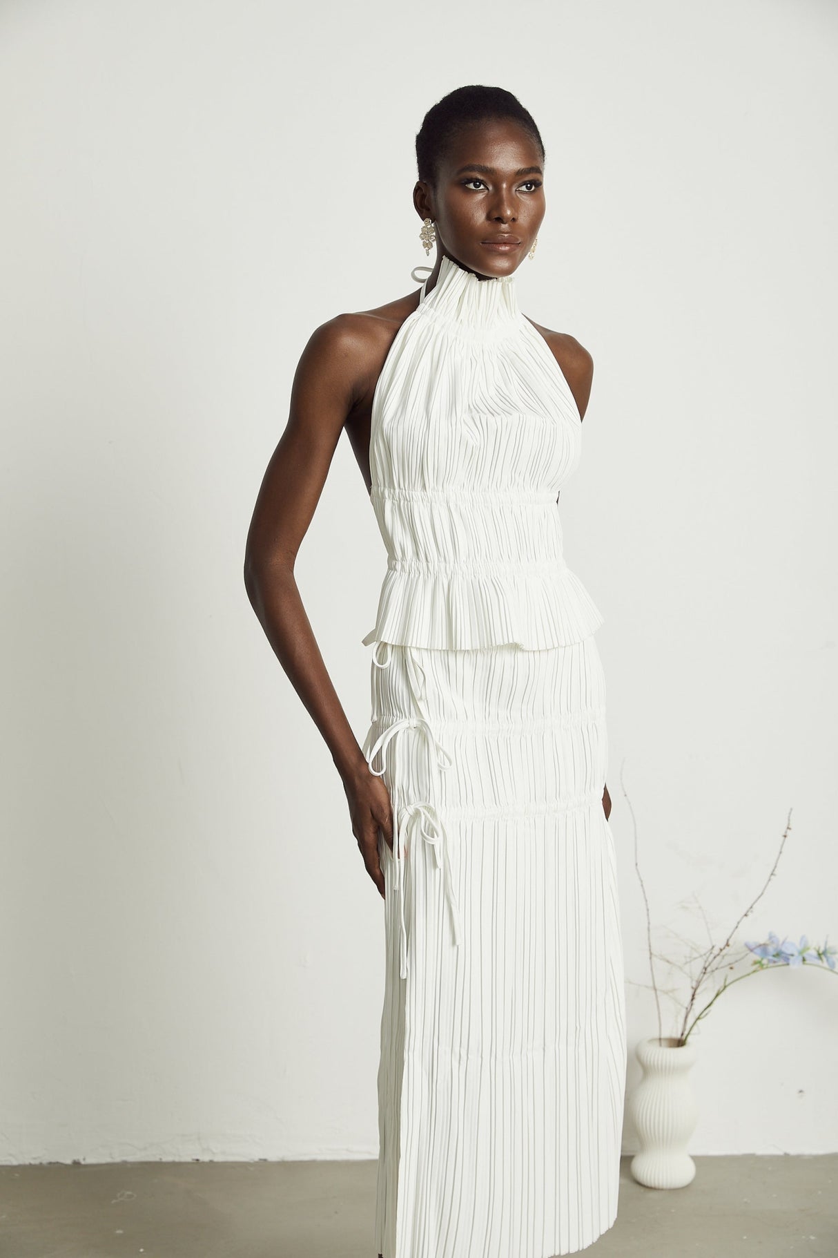 Mariuccia Skirt & Top Set White Pleated Open Back & Slit