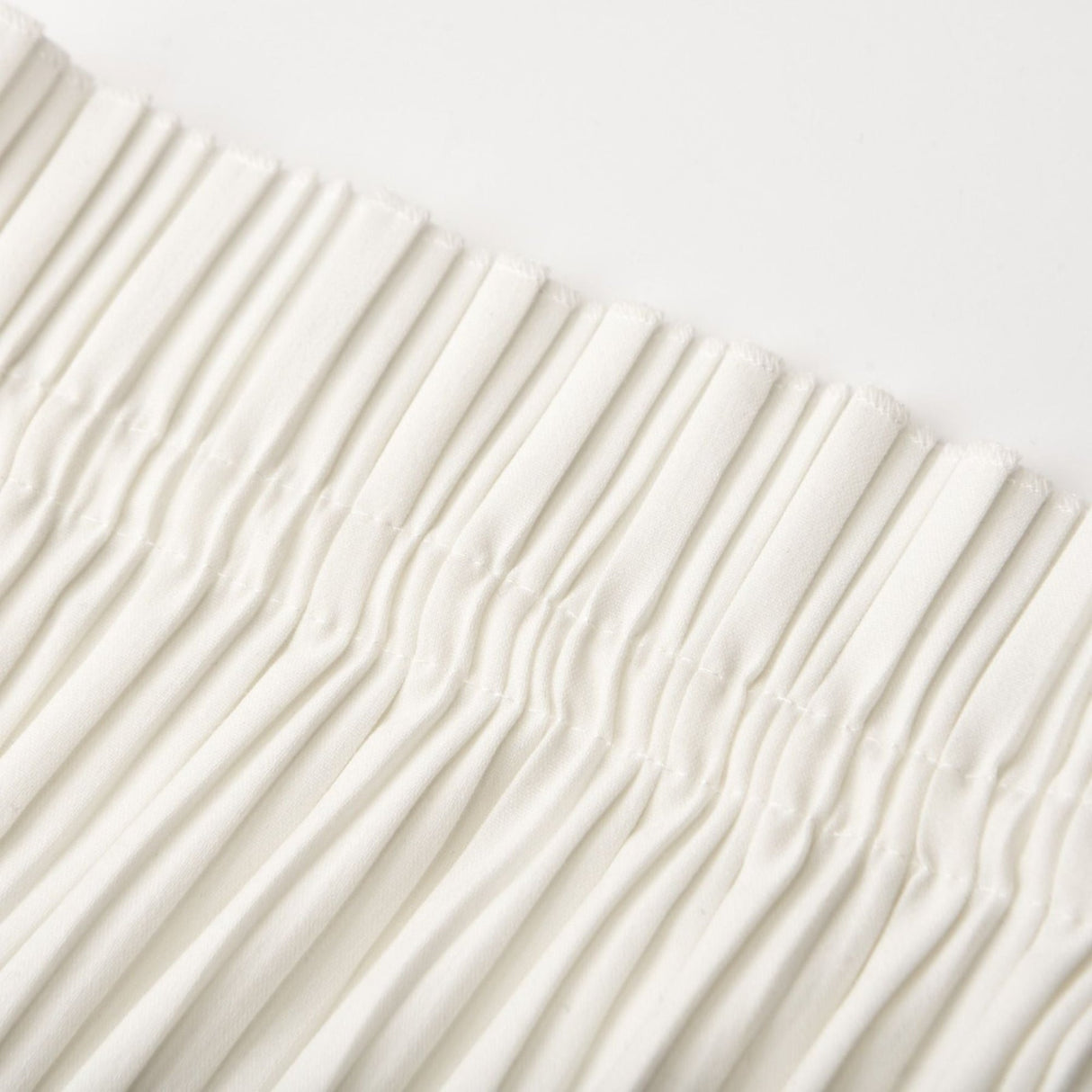 Mariuccia Skirt & Top Set White Pleated Open Back & Slit