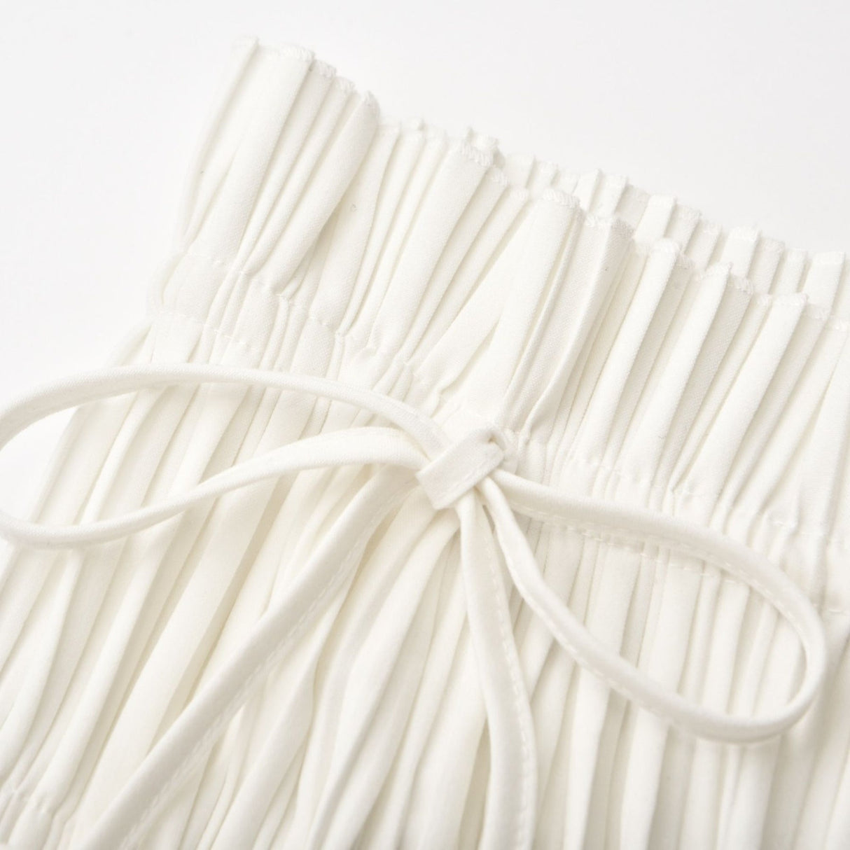 Mariuccia Skirt & Top Set White Pleated Open Back & Slit