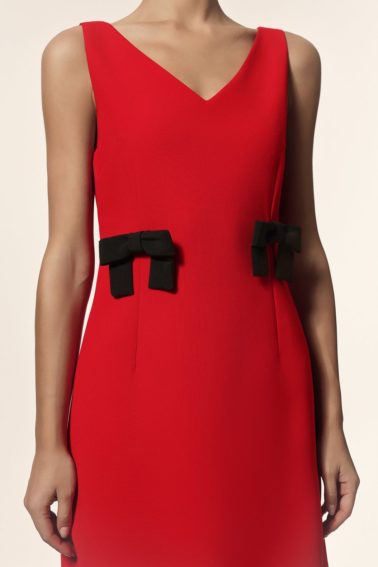 Marta Red V-neckline sleeveless dress with bowknot detailing for various occasions
