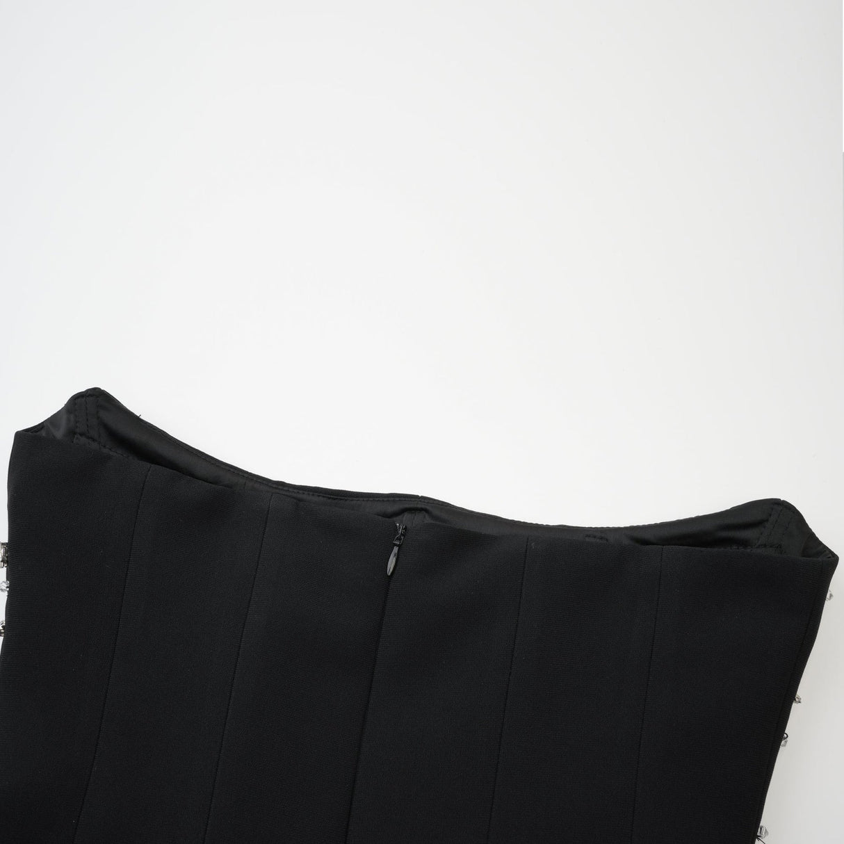 Melissa Maxi Dress in Timeless Black with Off - Shoulder Design