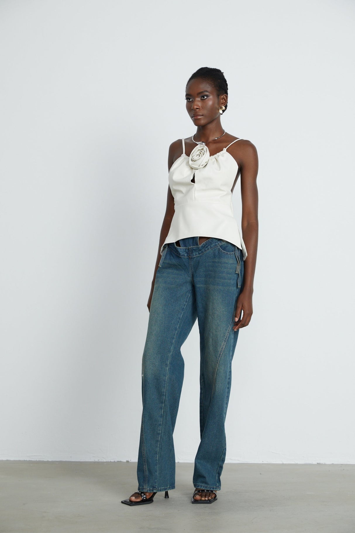 Meredith Floral Top White Leather Feel Applique & Zip