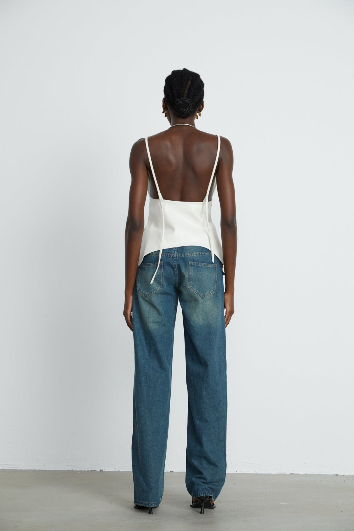 Meredith Floral Top White Leather Feel Applique & Zip
