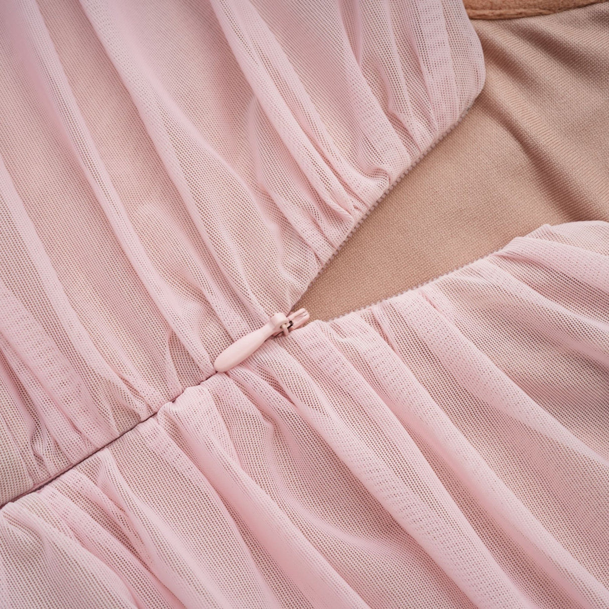 Mikayla Midi Dress Pink Sweetheart Puff Sleeve Open Back Zip